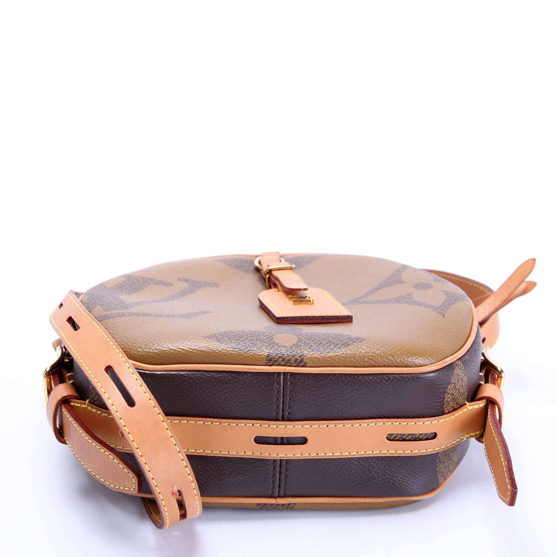 Boite Chapeau Reverse Giant Monogram