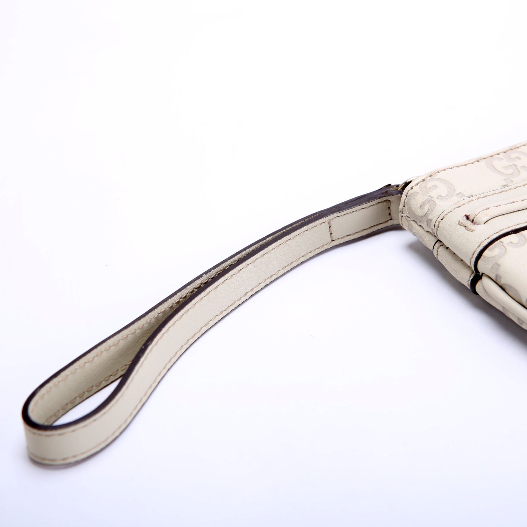 256867 Guccissima Wristlet Pouch Beige