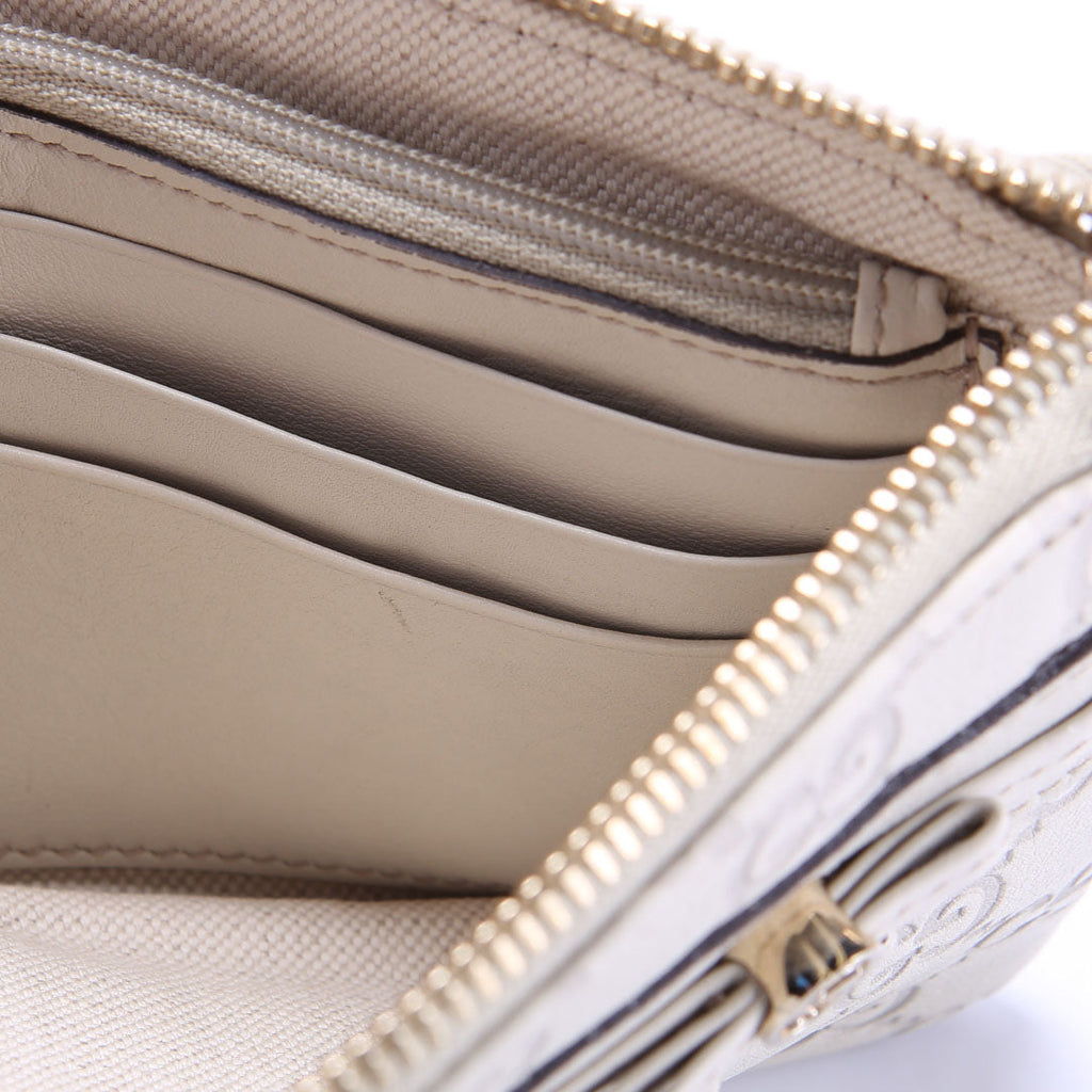 256867 Guccissima Wristlet Pouch Beige