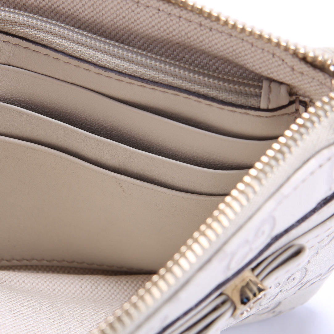 256867 Guccissima Wristlet Pouch Beige