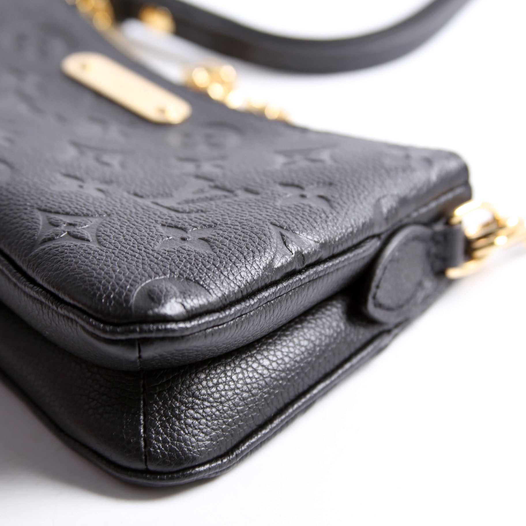 Pochette Liv Empreinte Black