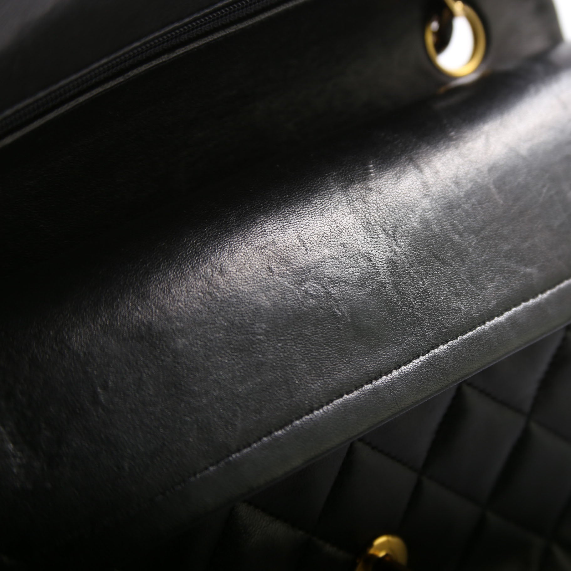 Classic Flap Small Lambskin 4M Black/Gold