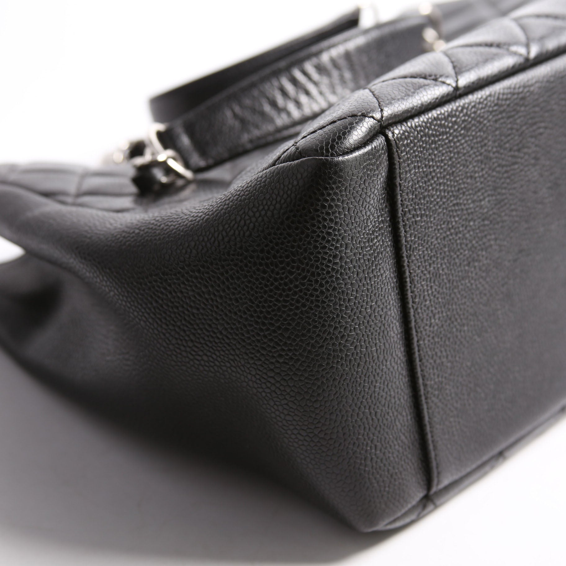 Grand Shopping Tote Caviar Black