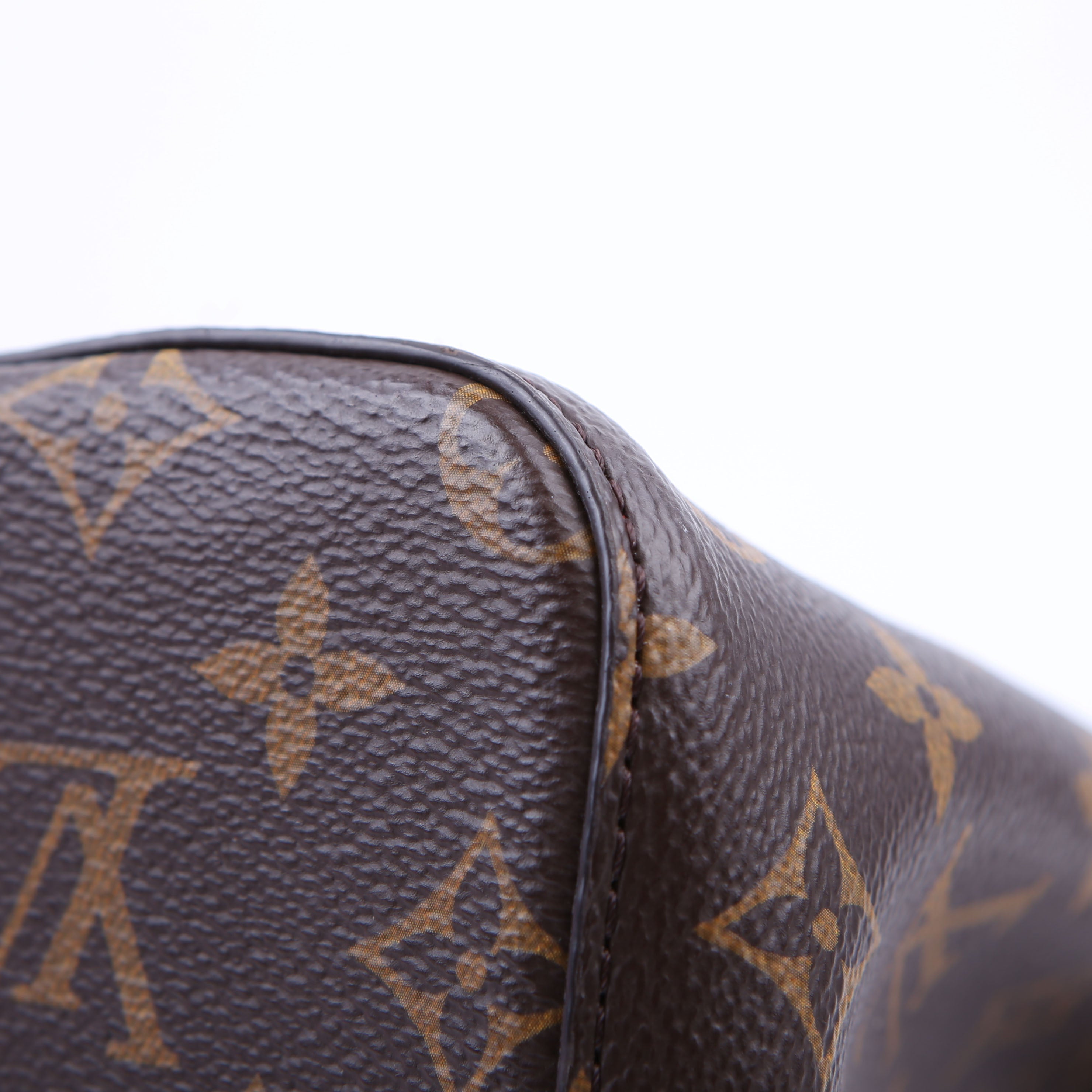 Neonoe Monogram Red