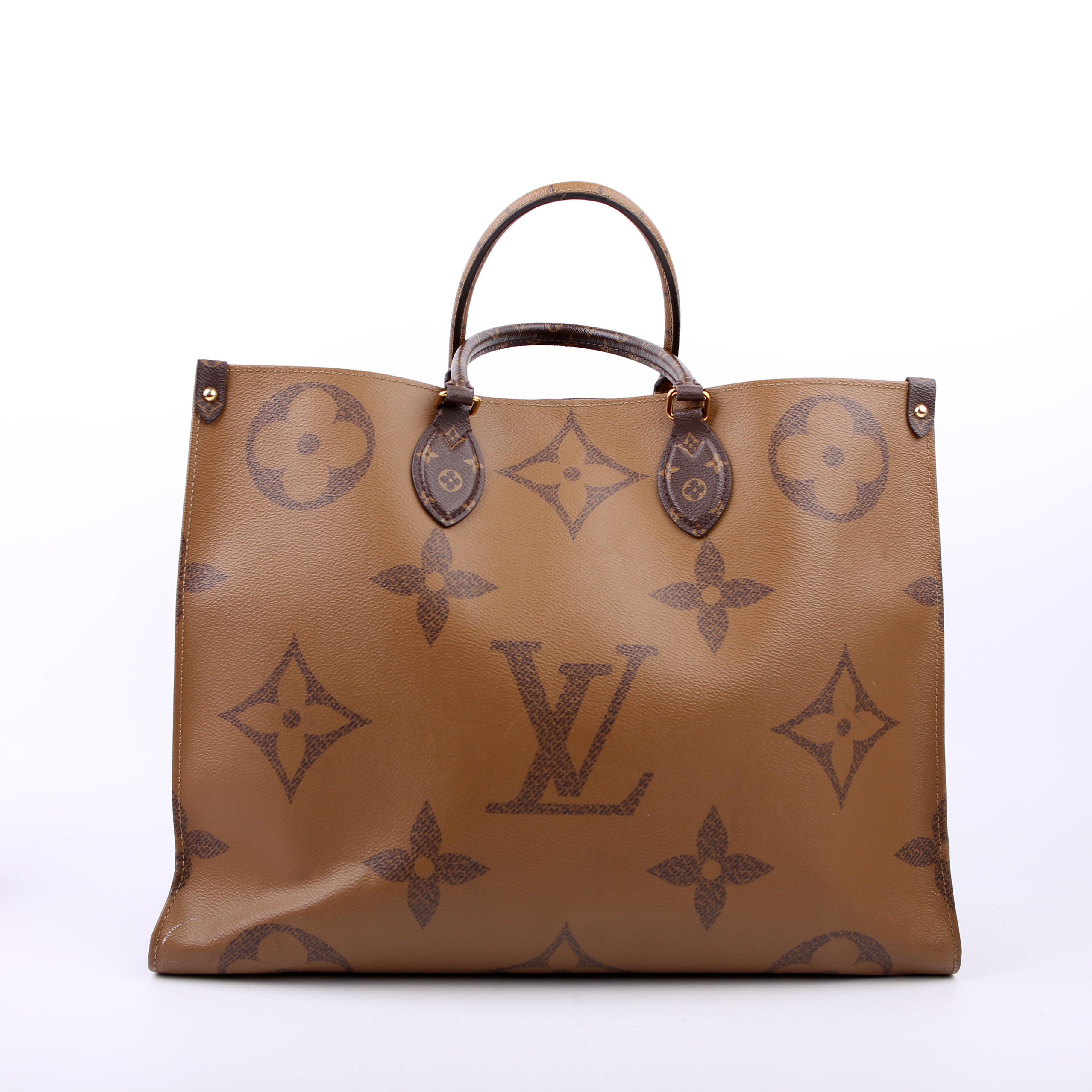 ONTHEGO GM Reverse Monogram Black