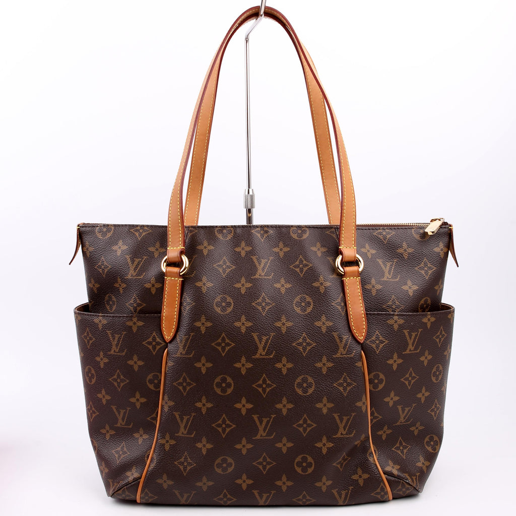 Totally MM Monogram