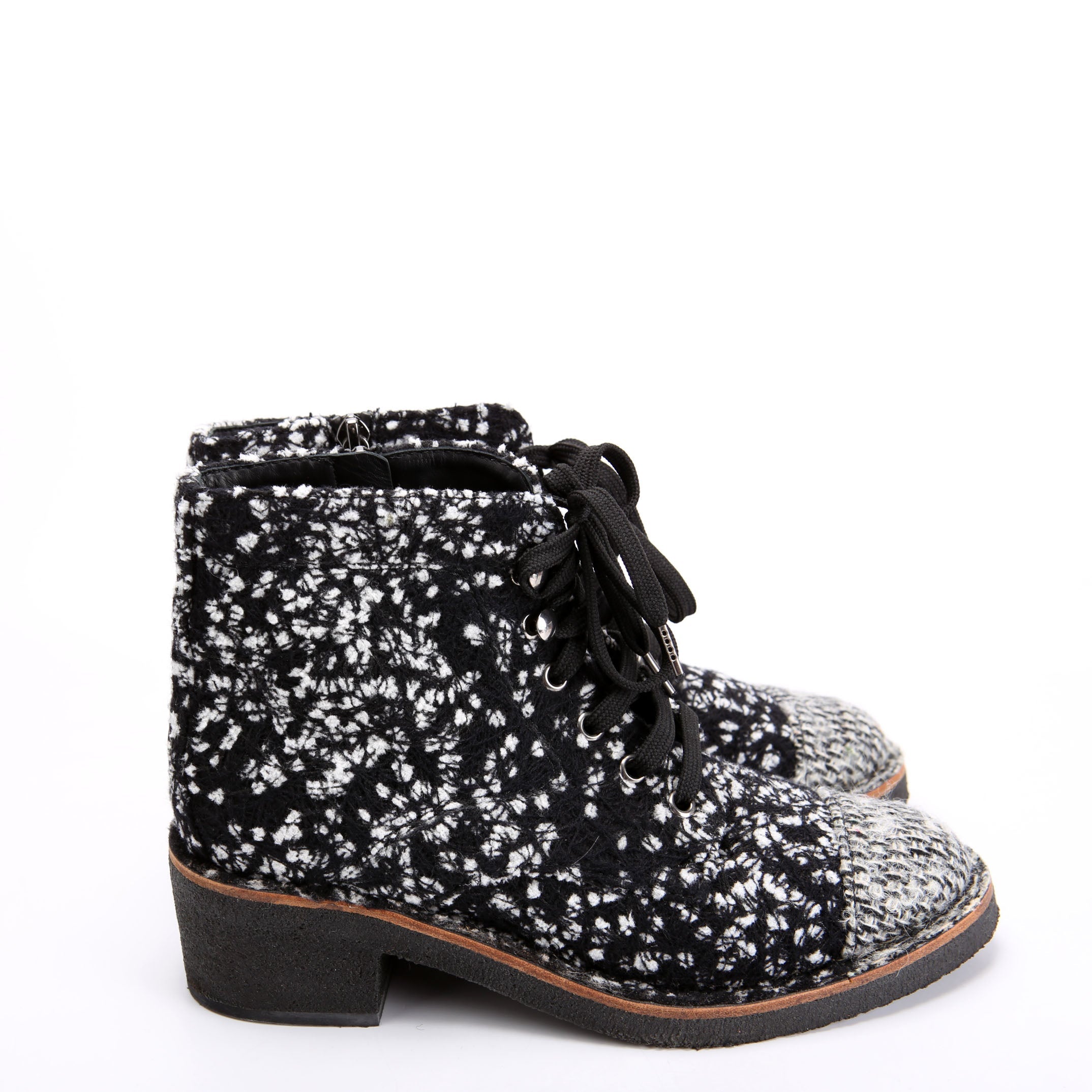 Cap Toe CC Tweed Ankle Boots Size 38.5 Black/White