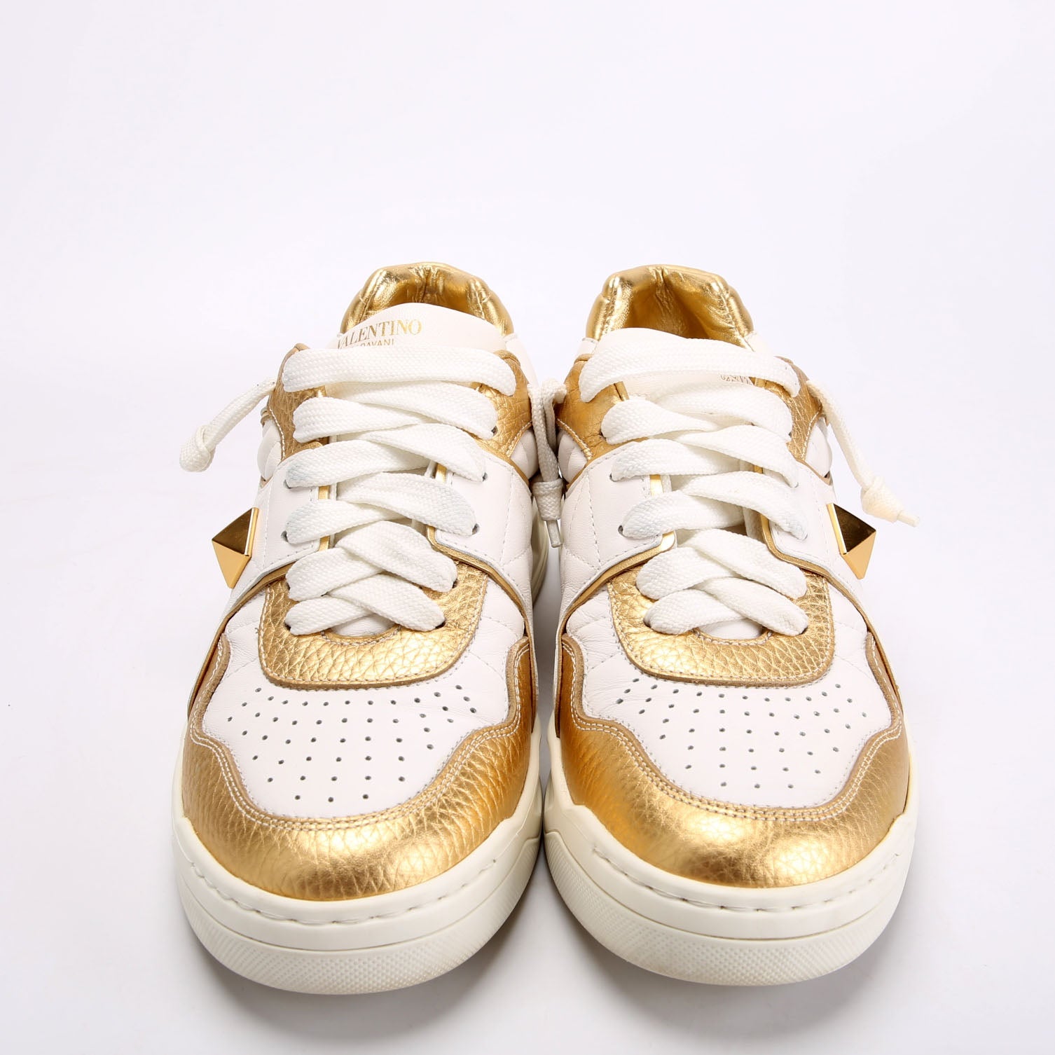 Roman Stud Sneakers Size 38.5