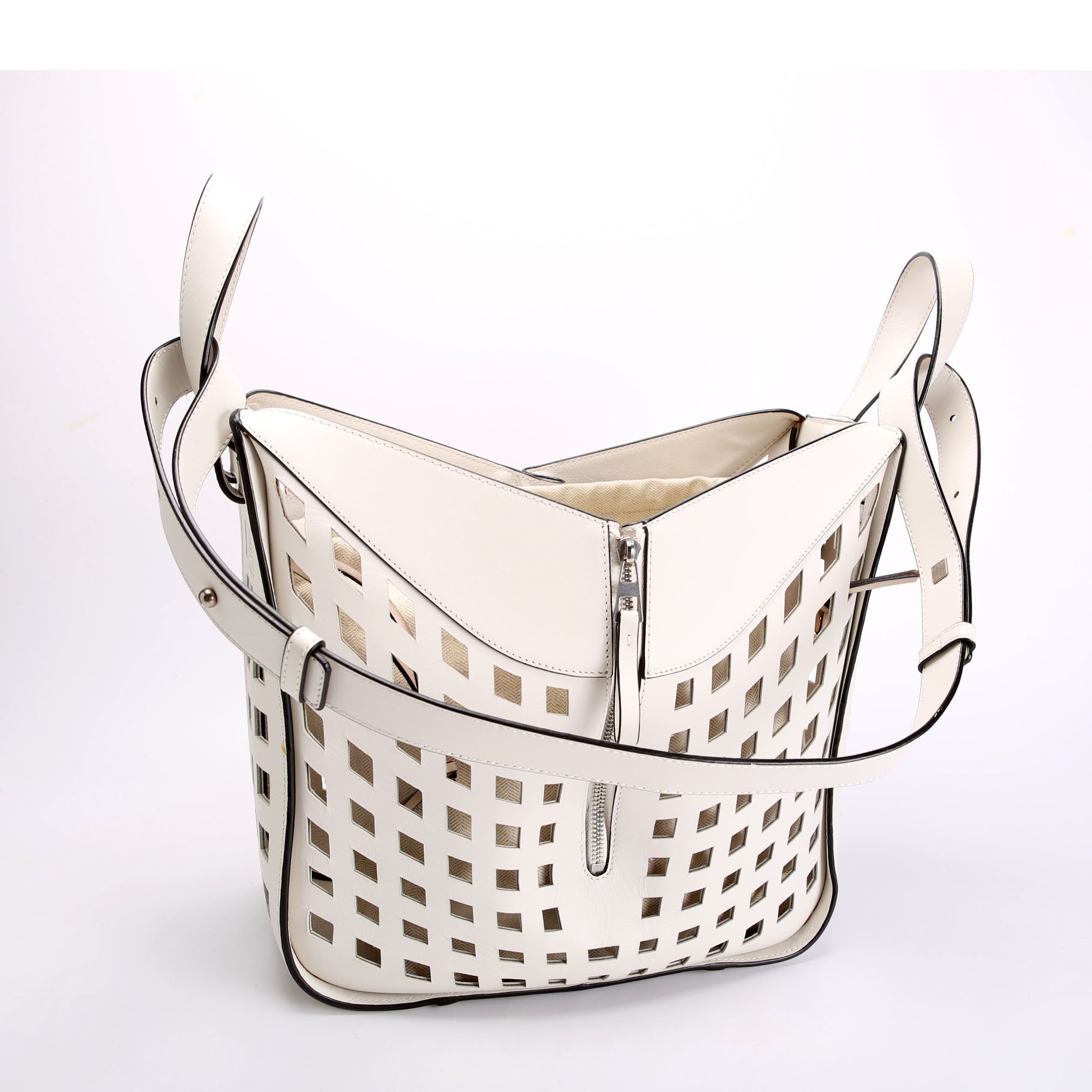 Hammock Tulip Capsule Shoulder Bag White