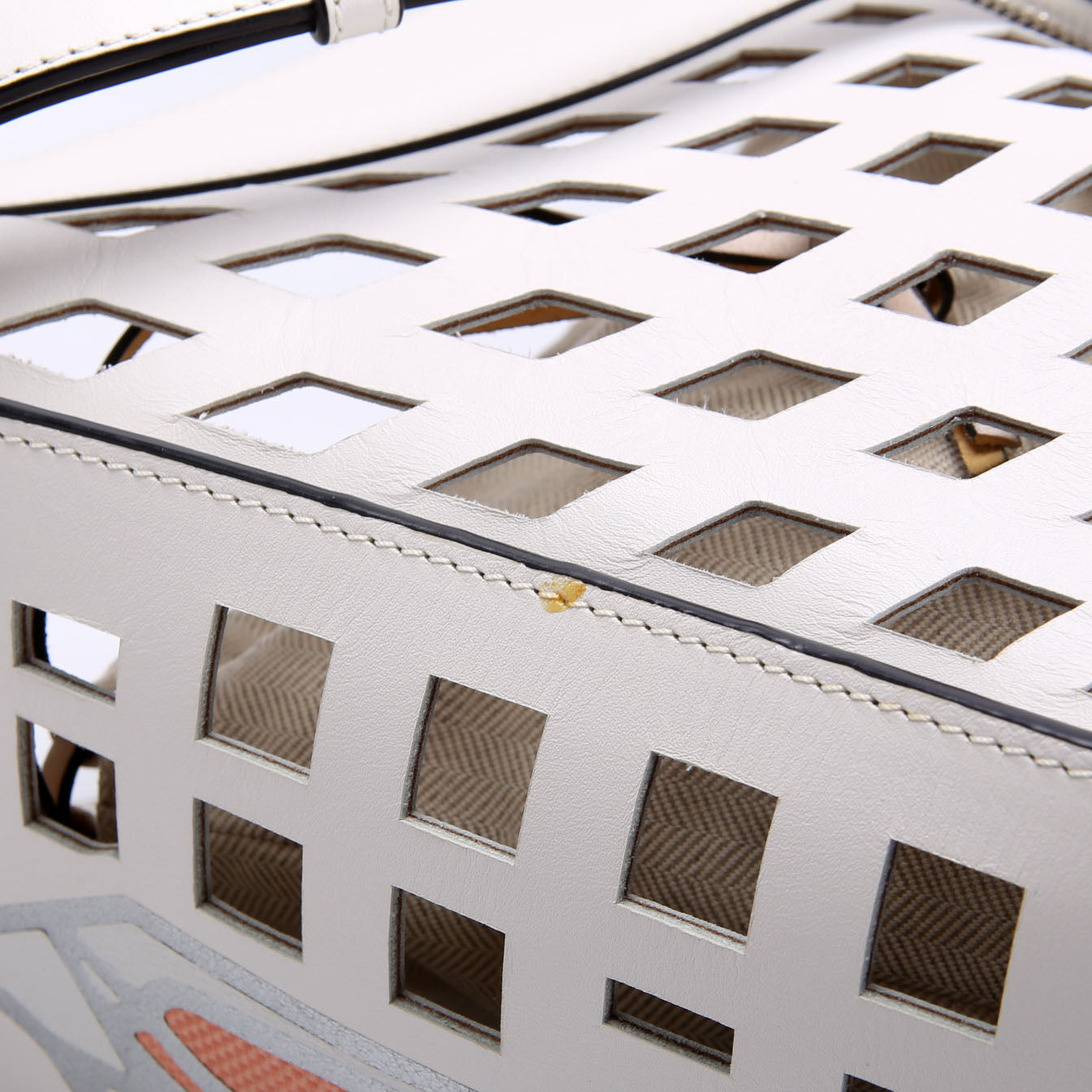 Hammock Tulip Capsule Shoulder Bag White