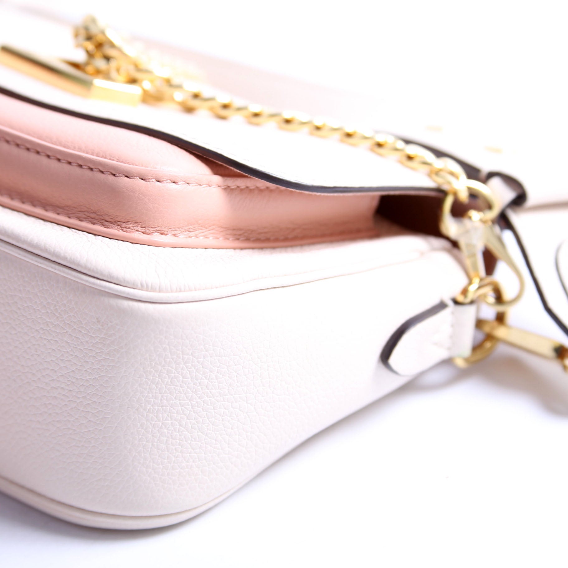 LockMe Tender Supple Calfskin Cream/Pink