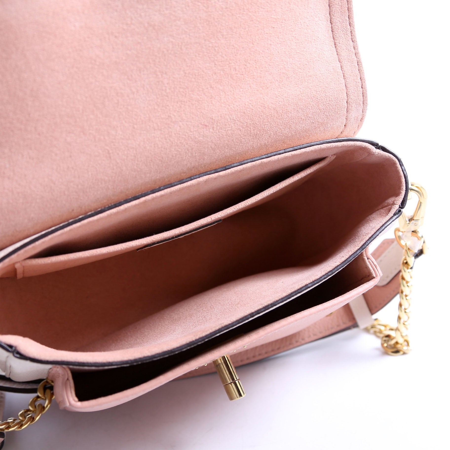 LockMe Tender Supple Calfskin Cream/Pink