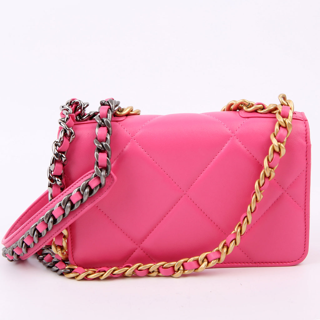 Chanel 19 WOC Quilted Lambskin Pink