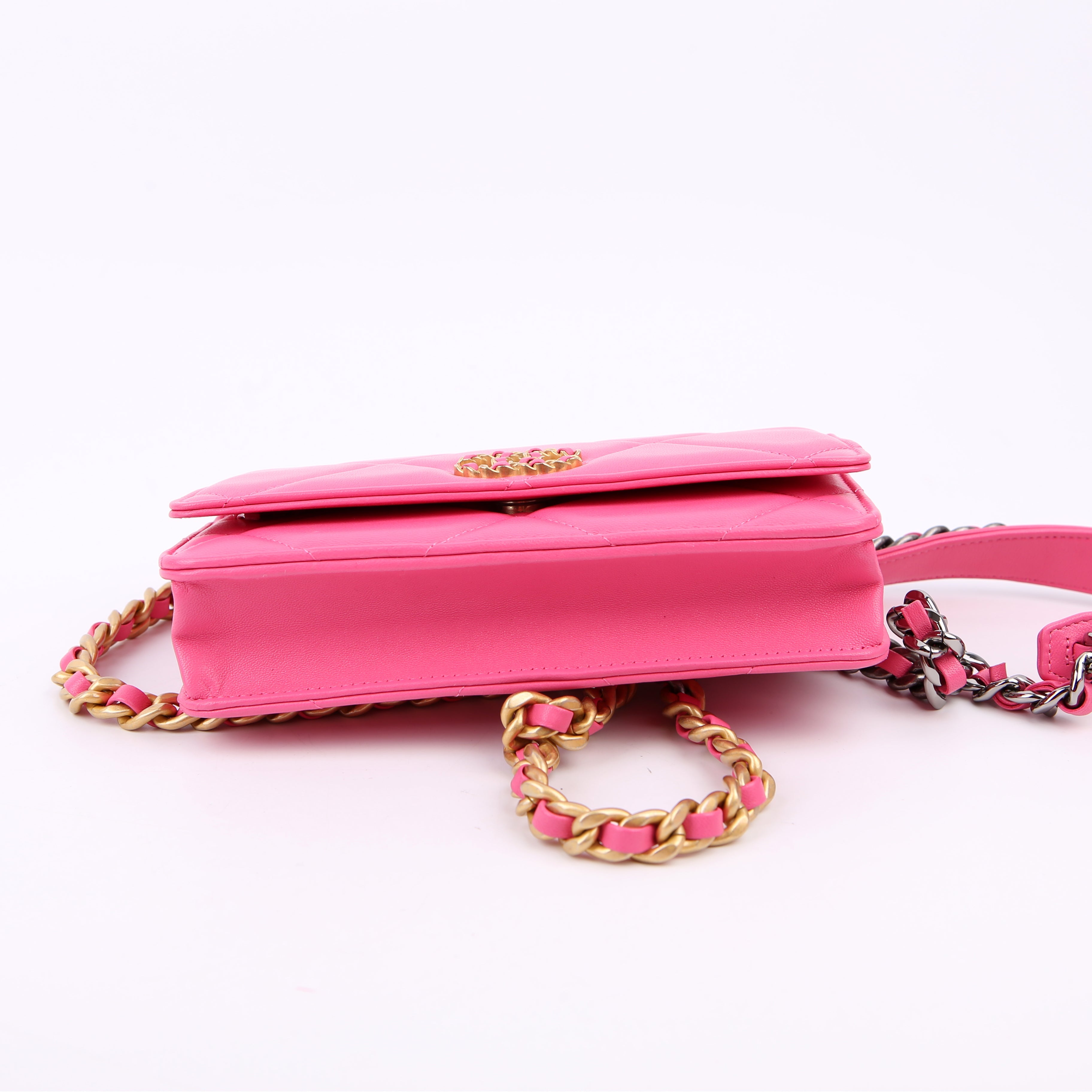 Chanel 19 WOC Quilted Lambskin Pink