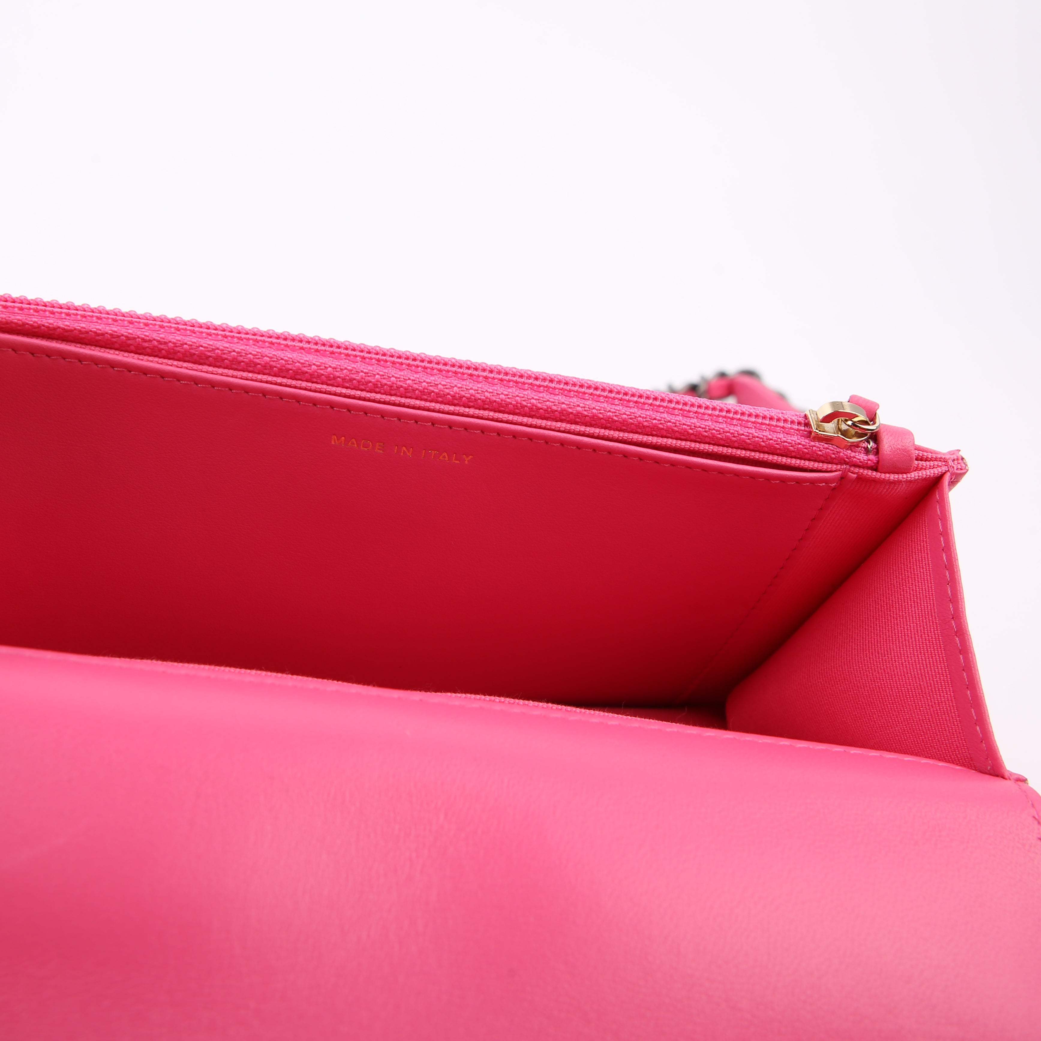 Chanel 19 WOC Quilted Lambskin Pink