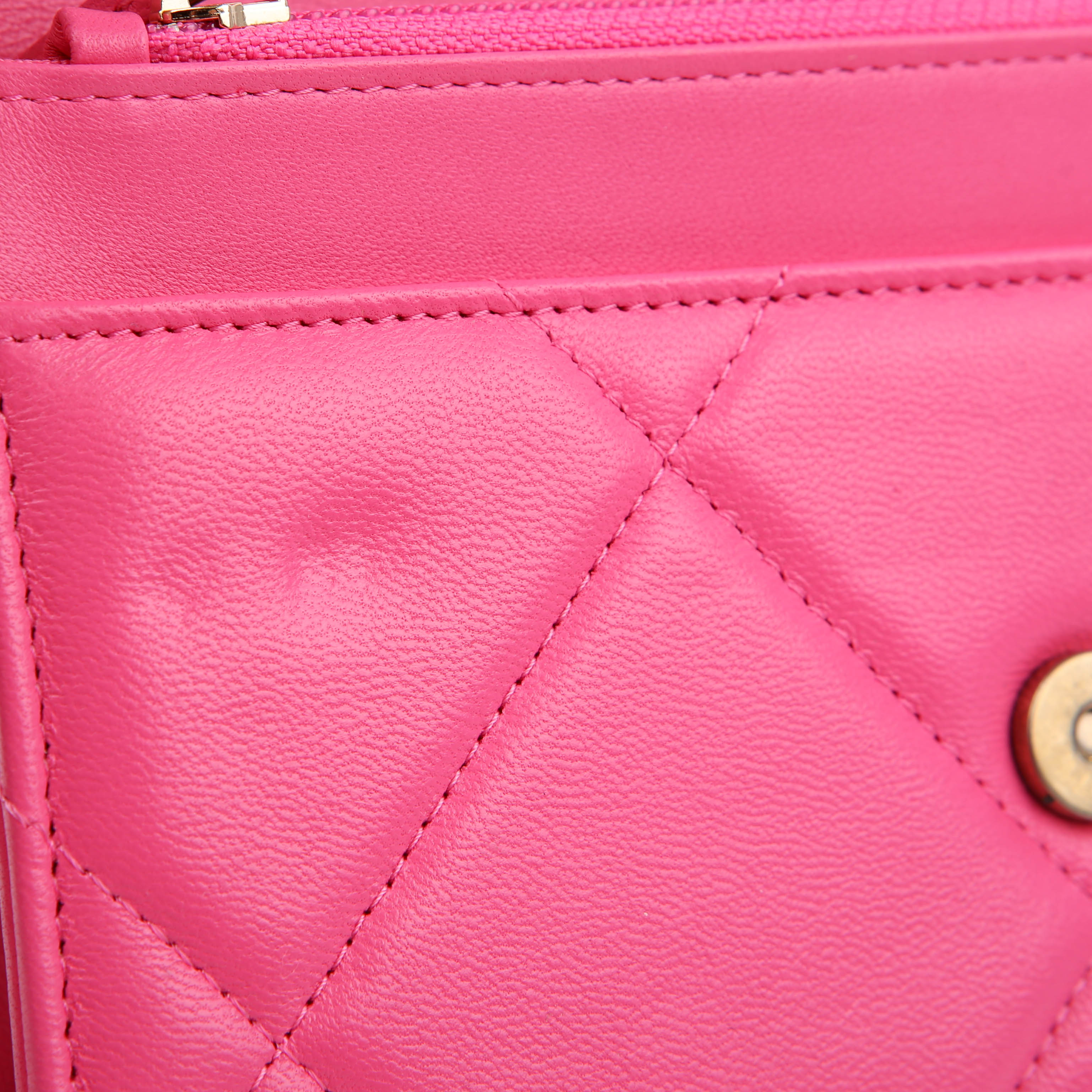 Chanel 19 WOC Quilted Lambskin Pink