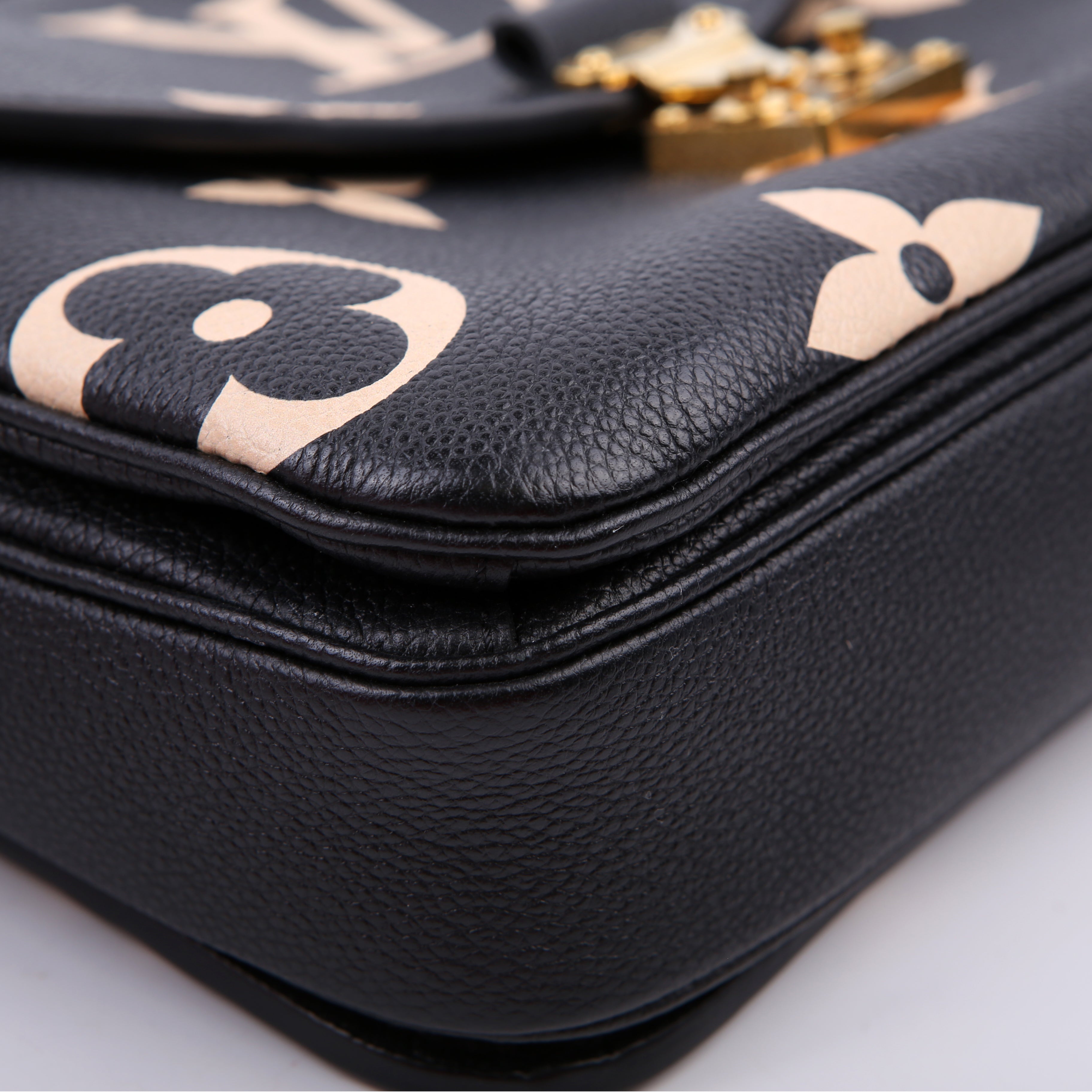Pochette Metis Empreinte Bicolor Black/Beige