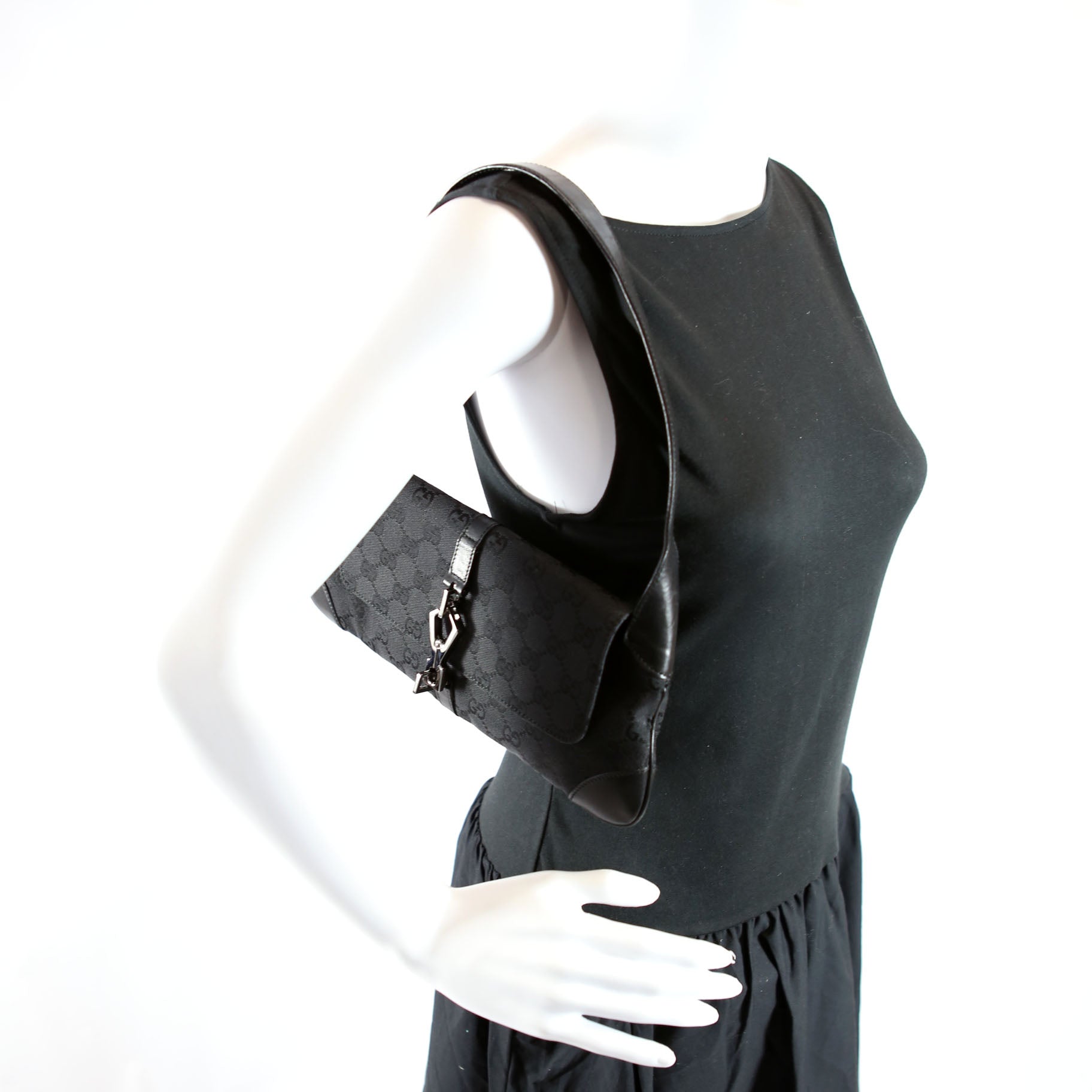 90667 GG Canvas Jackie O Flap Bag Black/Silver