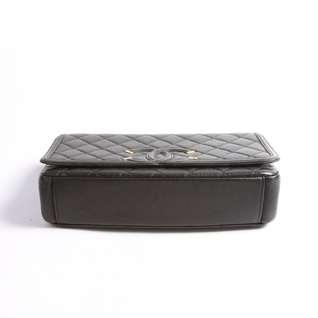 CC Filigree Flap Bag Medium Caviar 23M Black