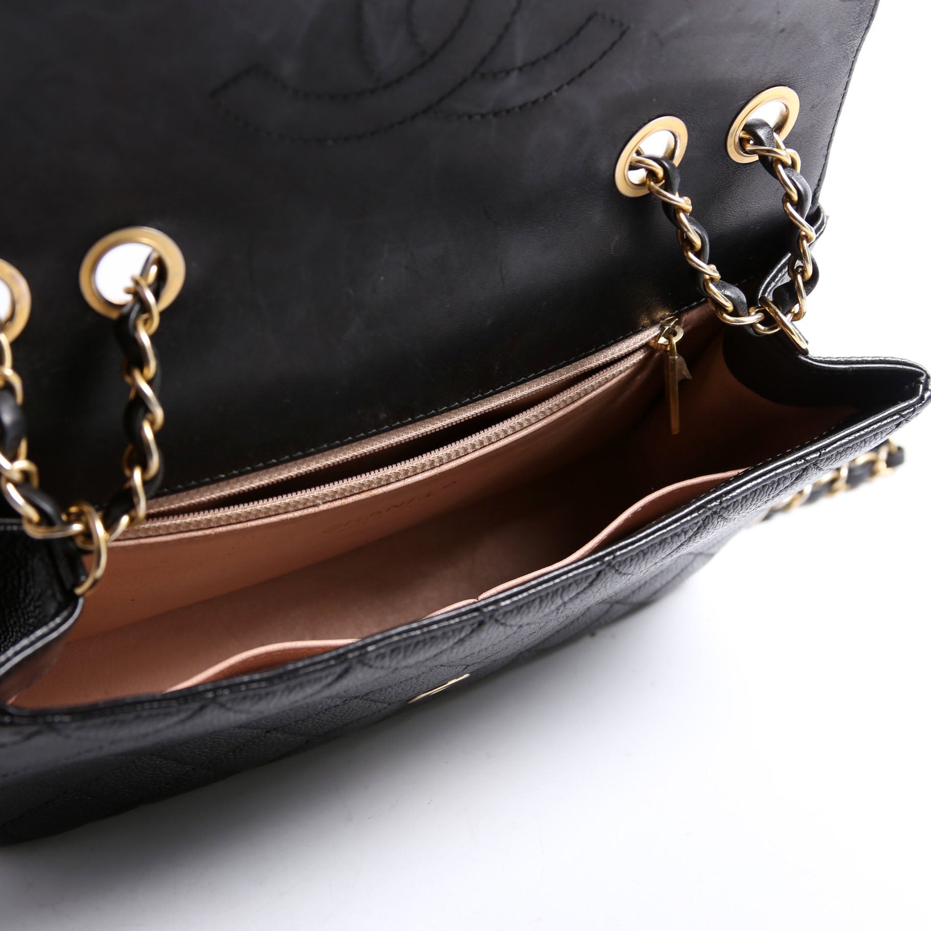 CC Filigree Flap Bag Medium Caviar 23M Black