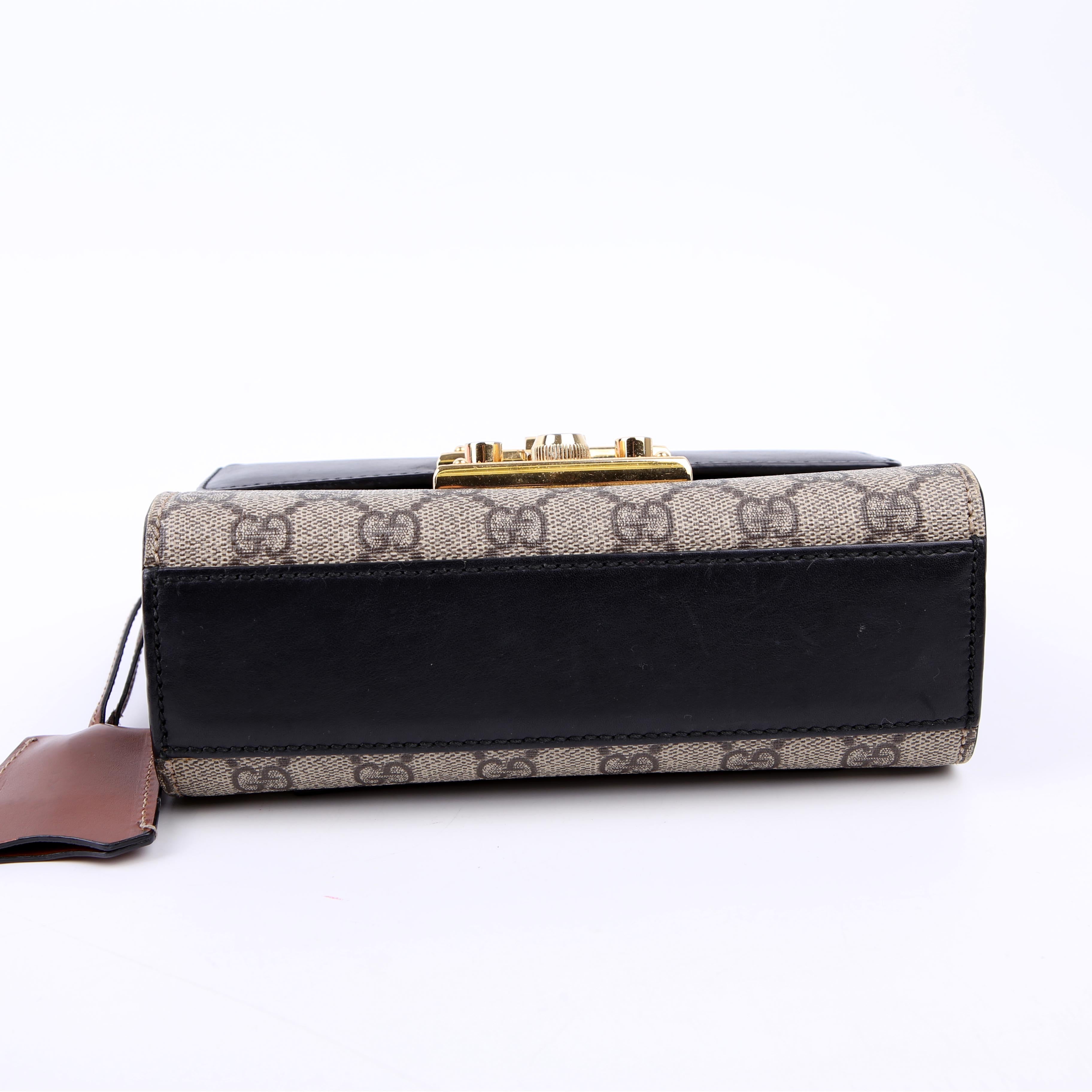 Gucci 409487 Padlock GG Supreme Small