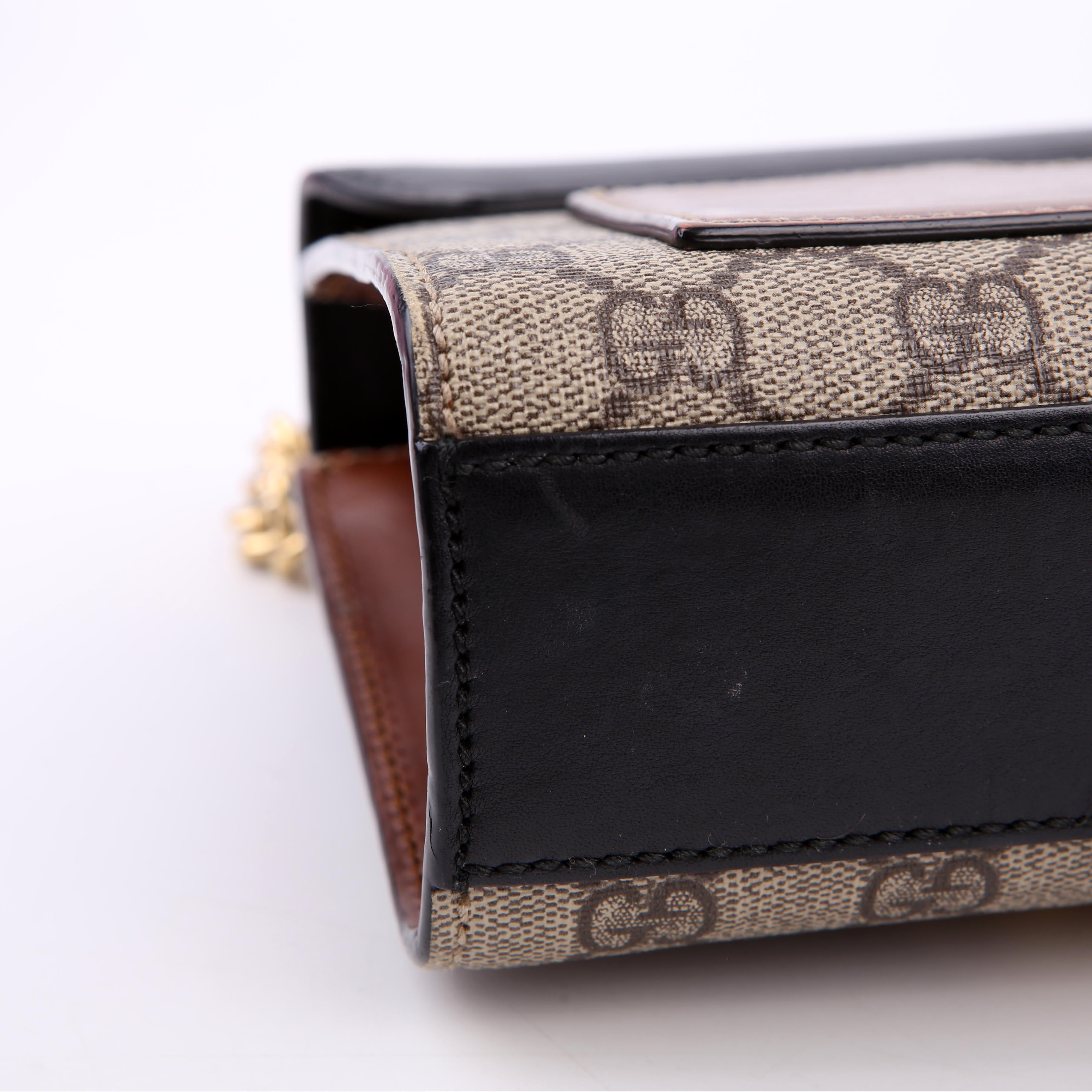 Gucci 409487 Padlock GG Supreme Small