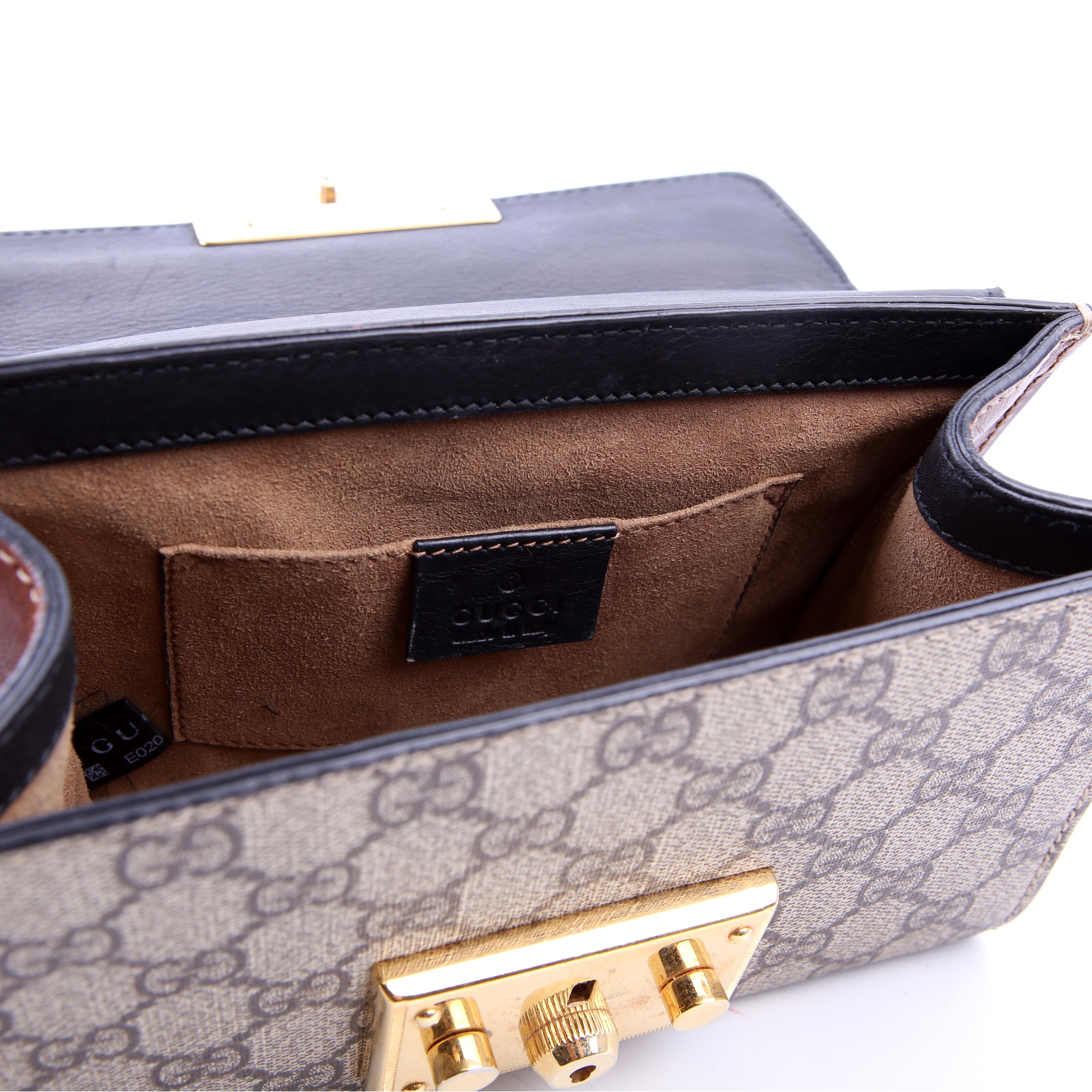 Gucci 409487 Padlock GG Supreme Small