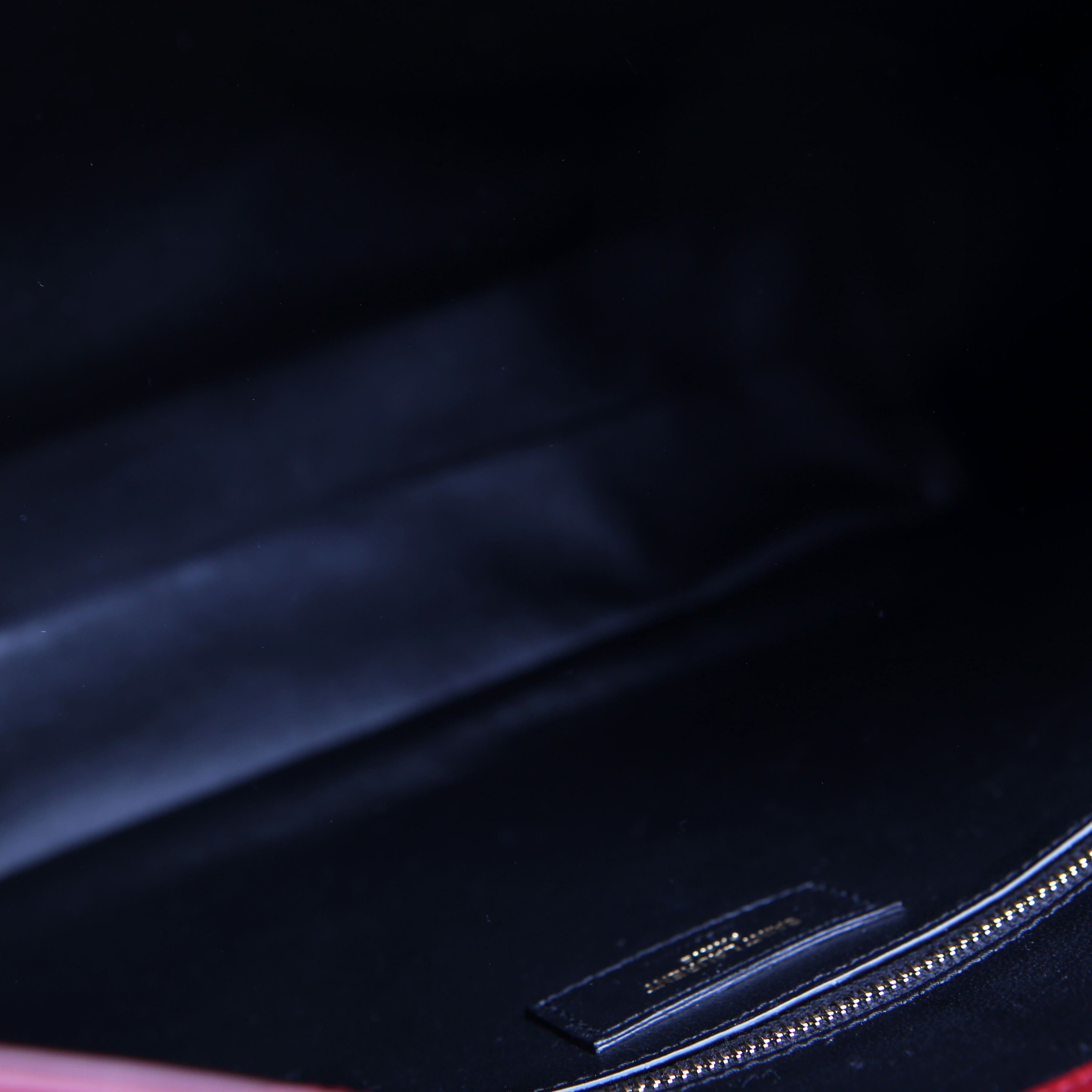 SAINT LAURENT Siena East/West Shopping Tote Calfskin Red