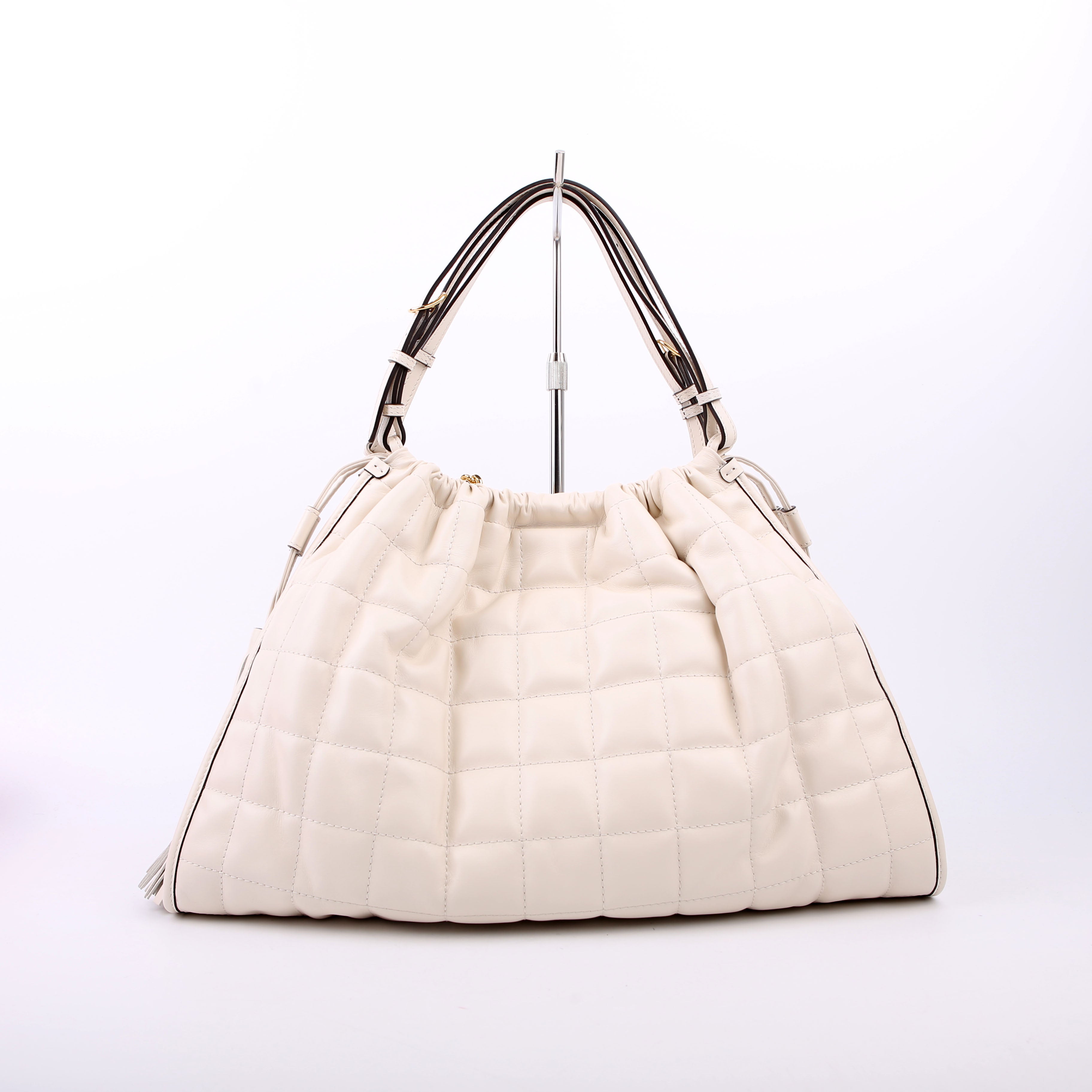 Gucci 746210 Deco Quilted Leather Shoulder White