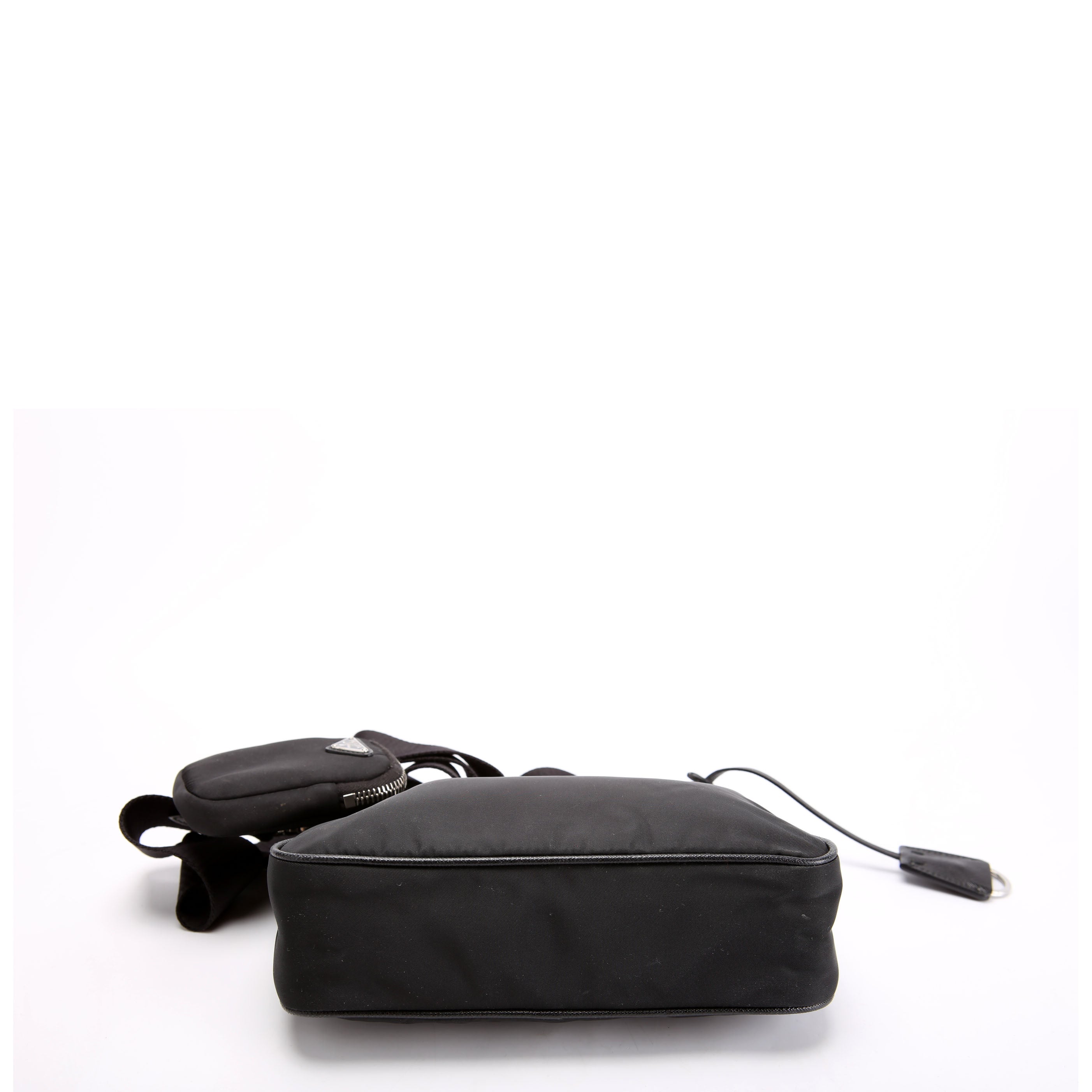 Prada 1BH204 Nylon Re-Edition 2005 Shoulder Bag Black/Silver
