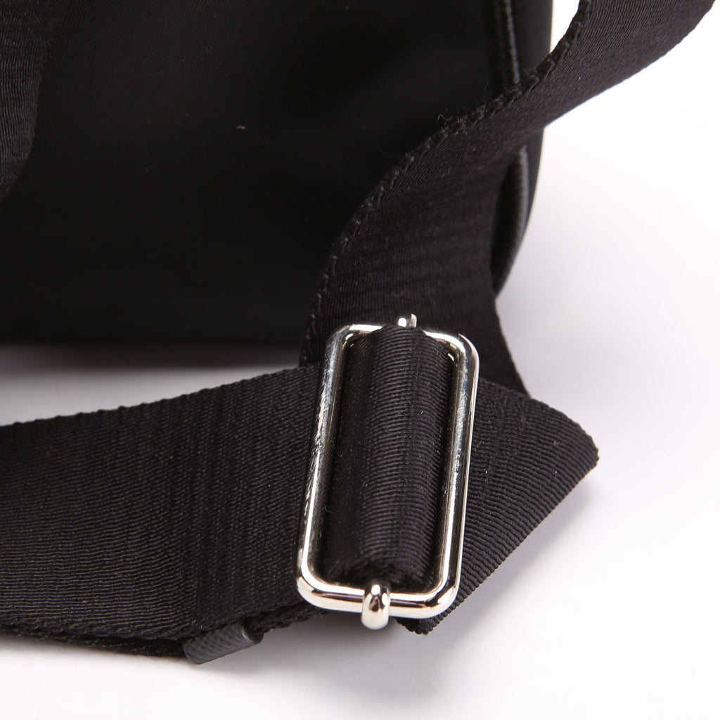 Prada 1BH204 Nylon Re-Edition 2005 Shoulder Bag Black/Silver