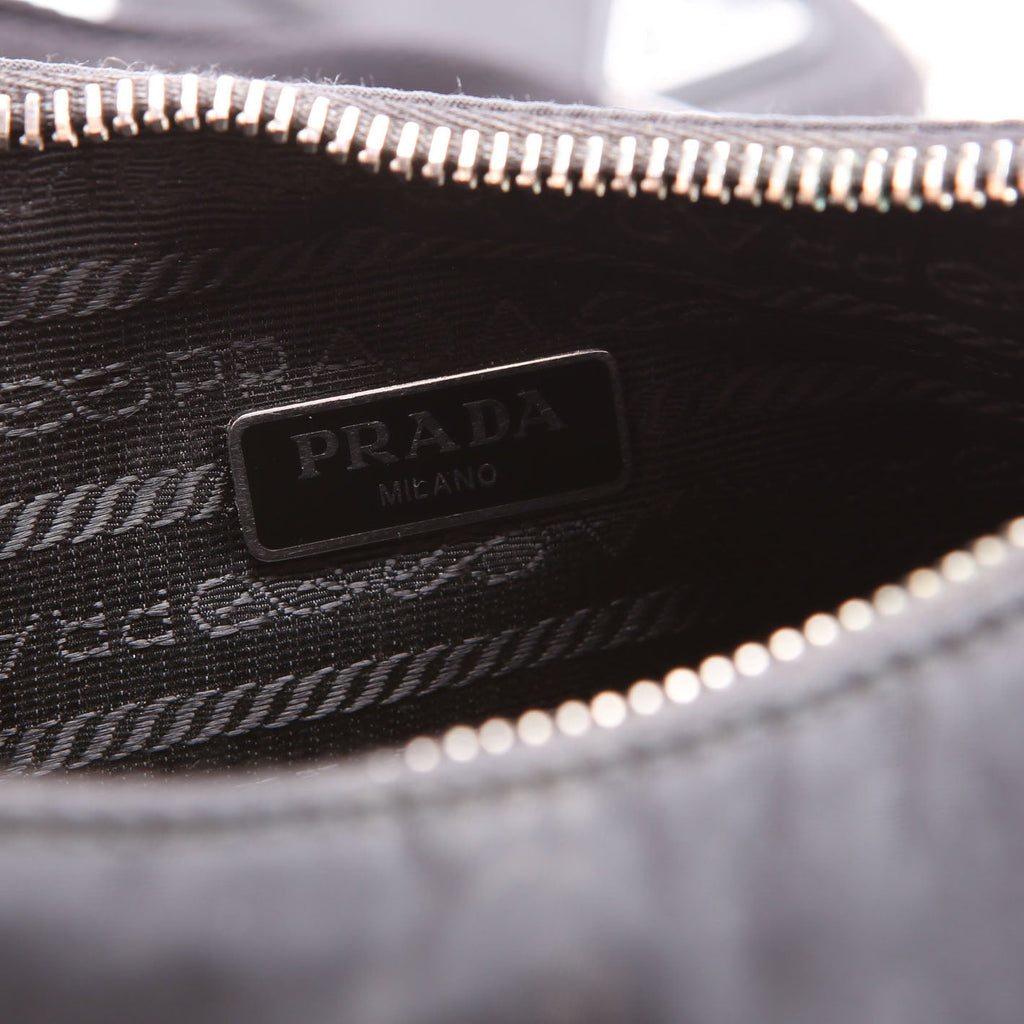 Prada 1BH204 Nylon Re-Edition 2005 Shoulder Bag Black/Silver