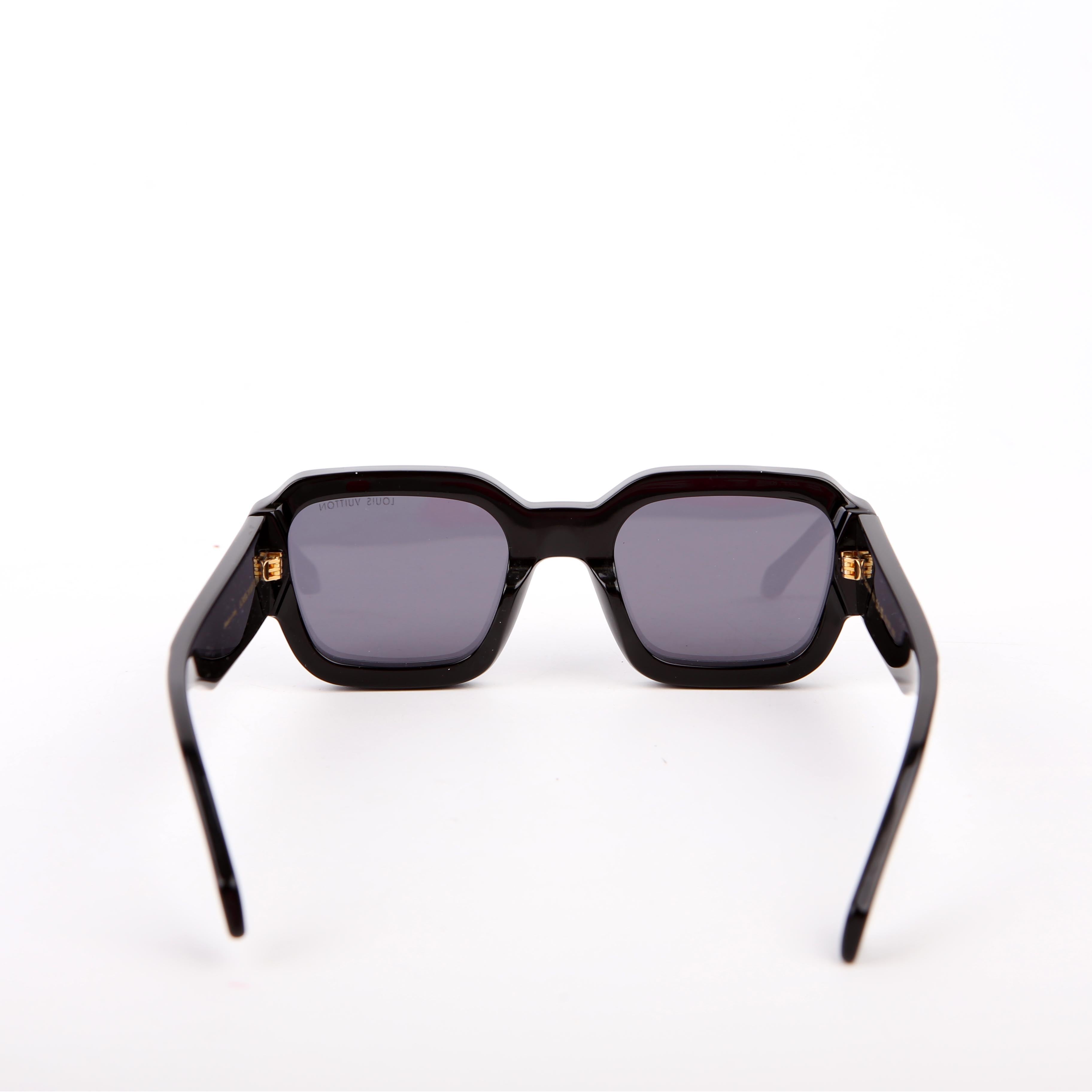 Z2611W LV Clash Round Square Sunglasses