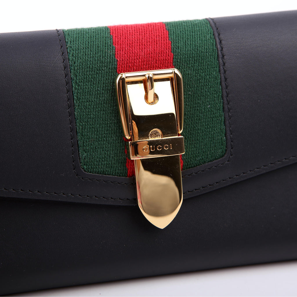 476084 Sylvie Continental Wallet Black