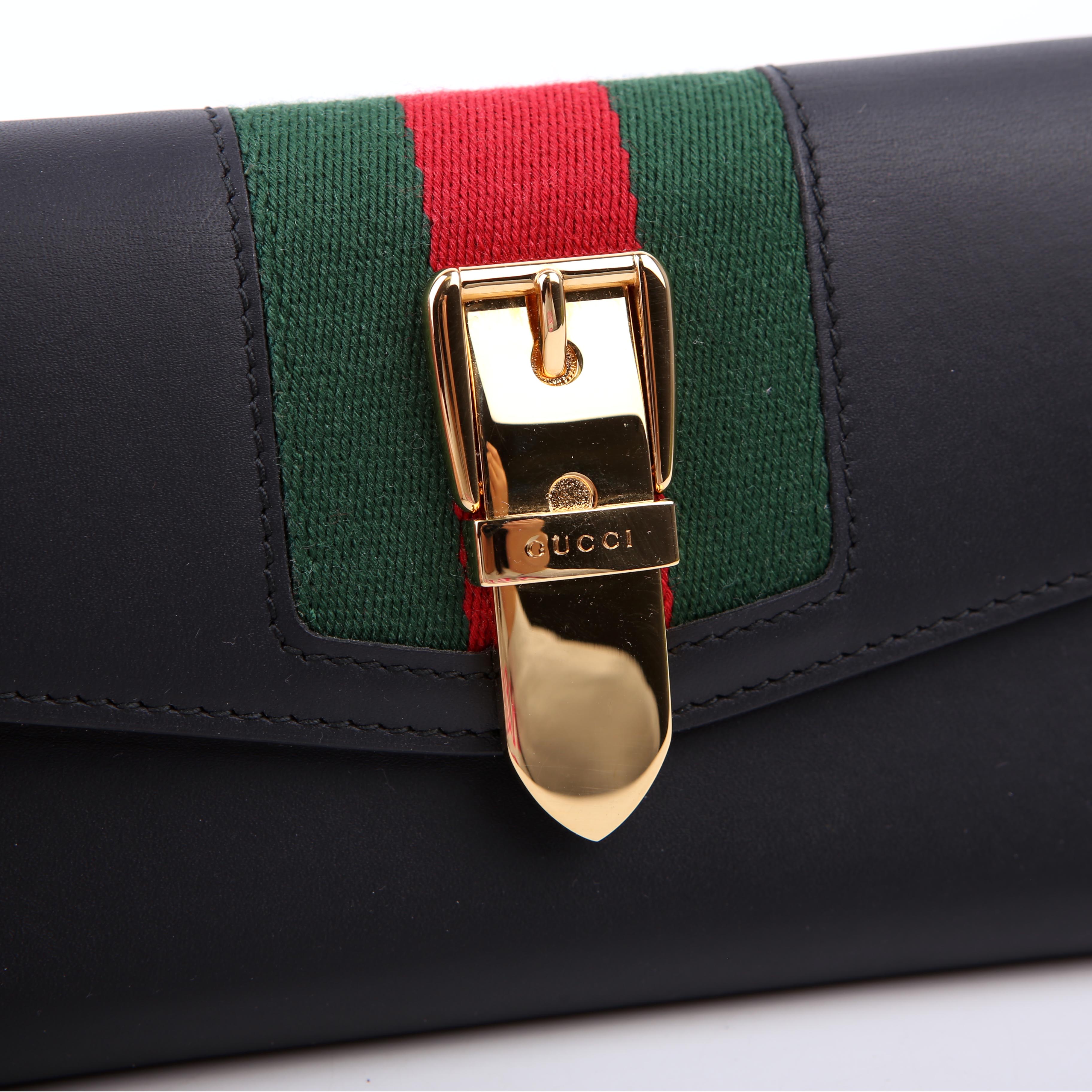 476084 Sylvie Continental Wallet Black
