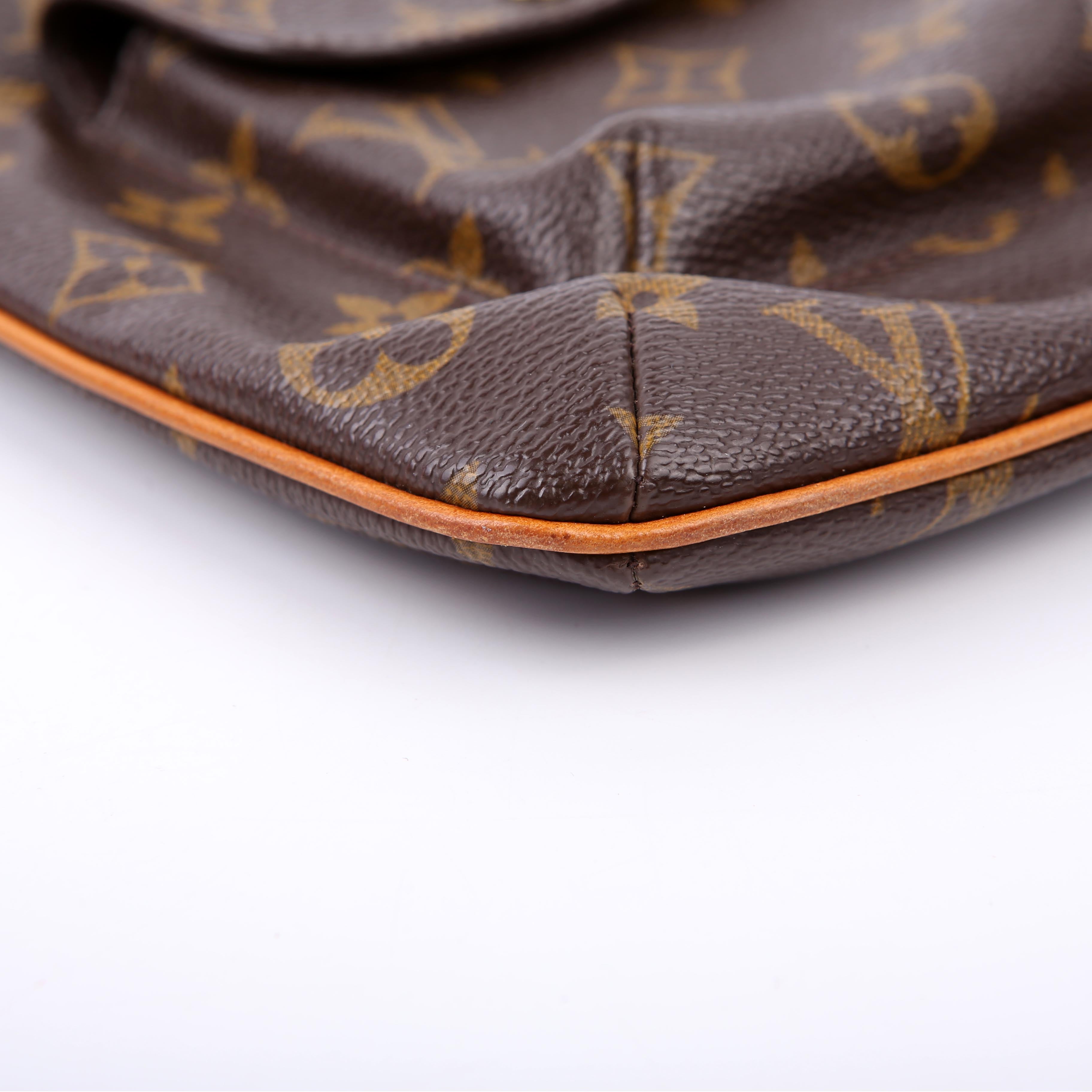 Partition Wristlet Clutch Monogram