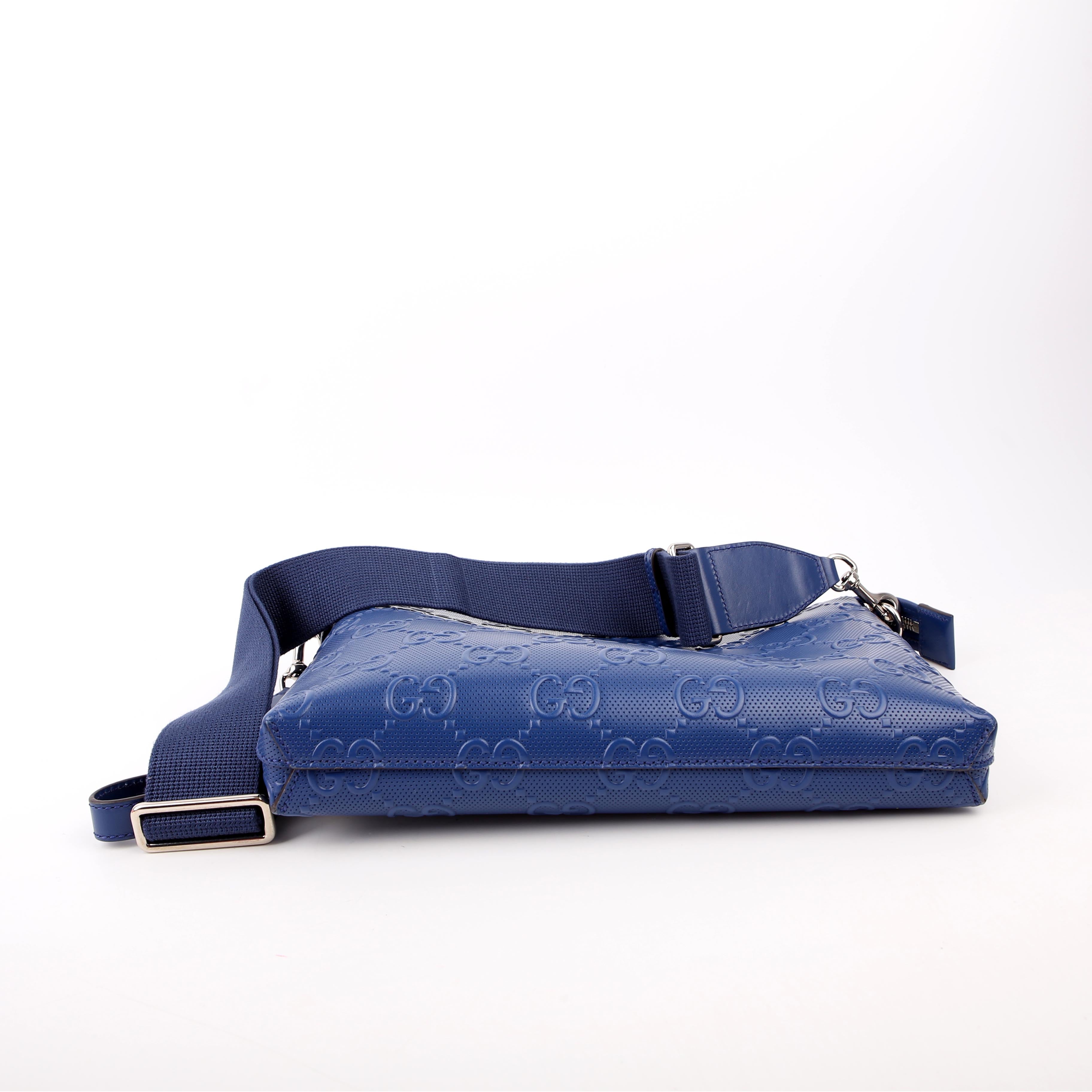 Gucci 696009 Jumbo GG Messenger Blue