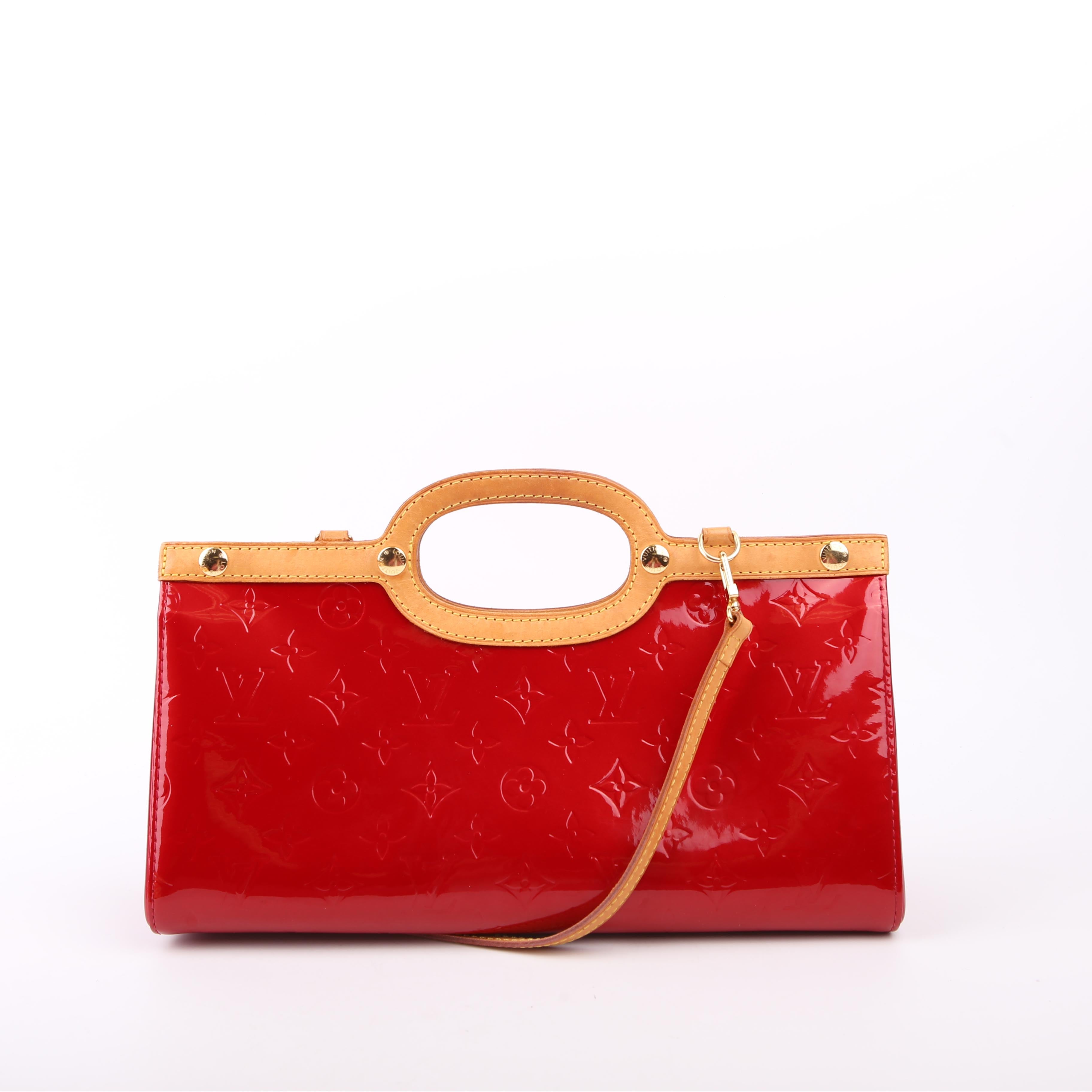 Roxbury Drive Vernis Red