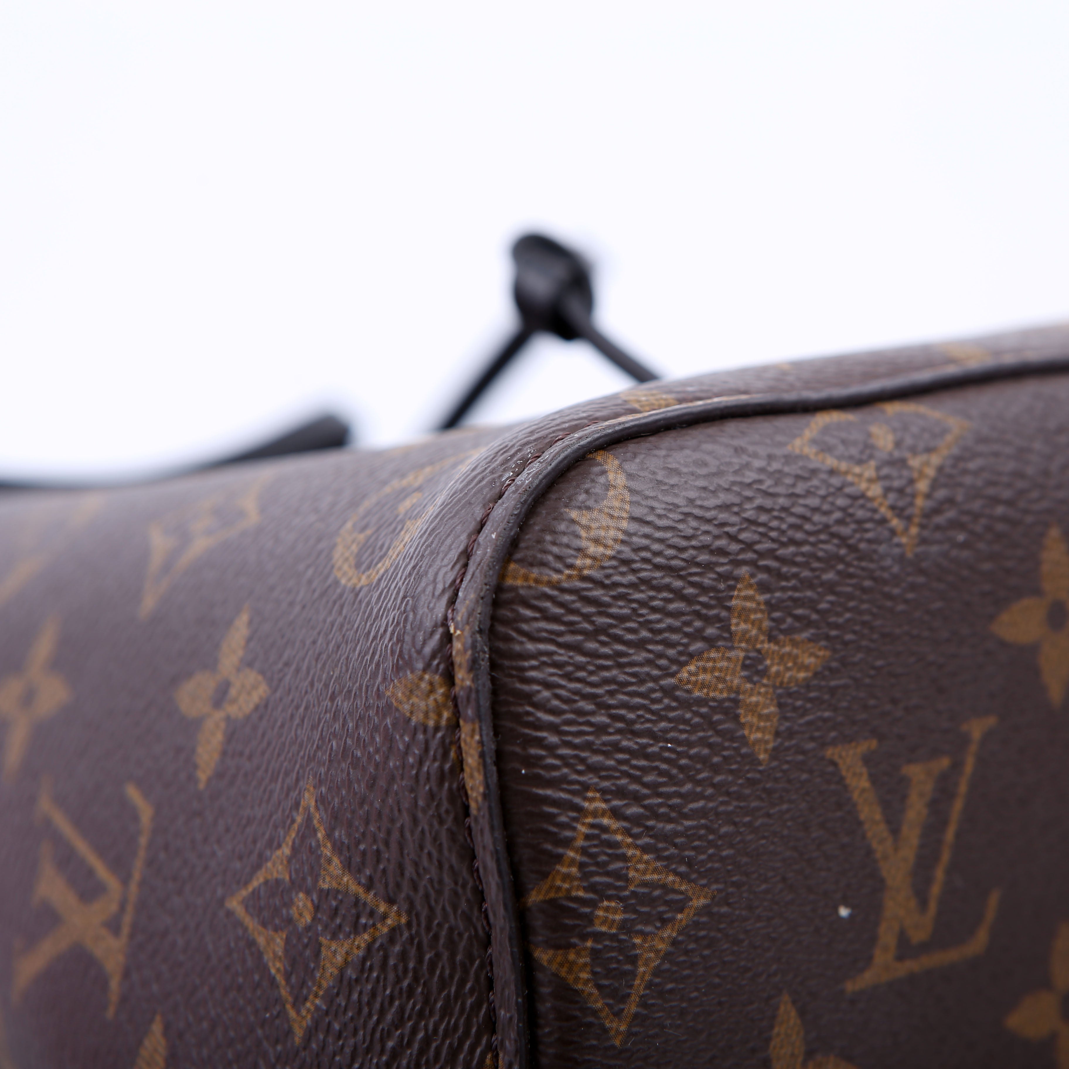 Neonoe Monogram Black