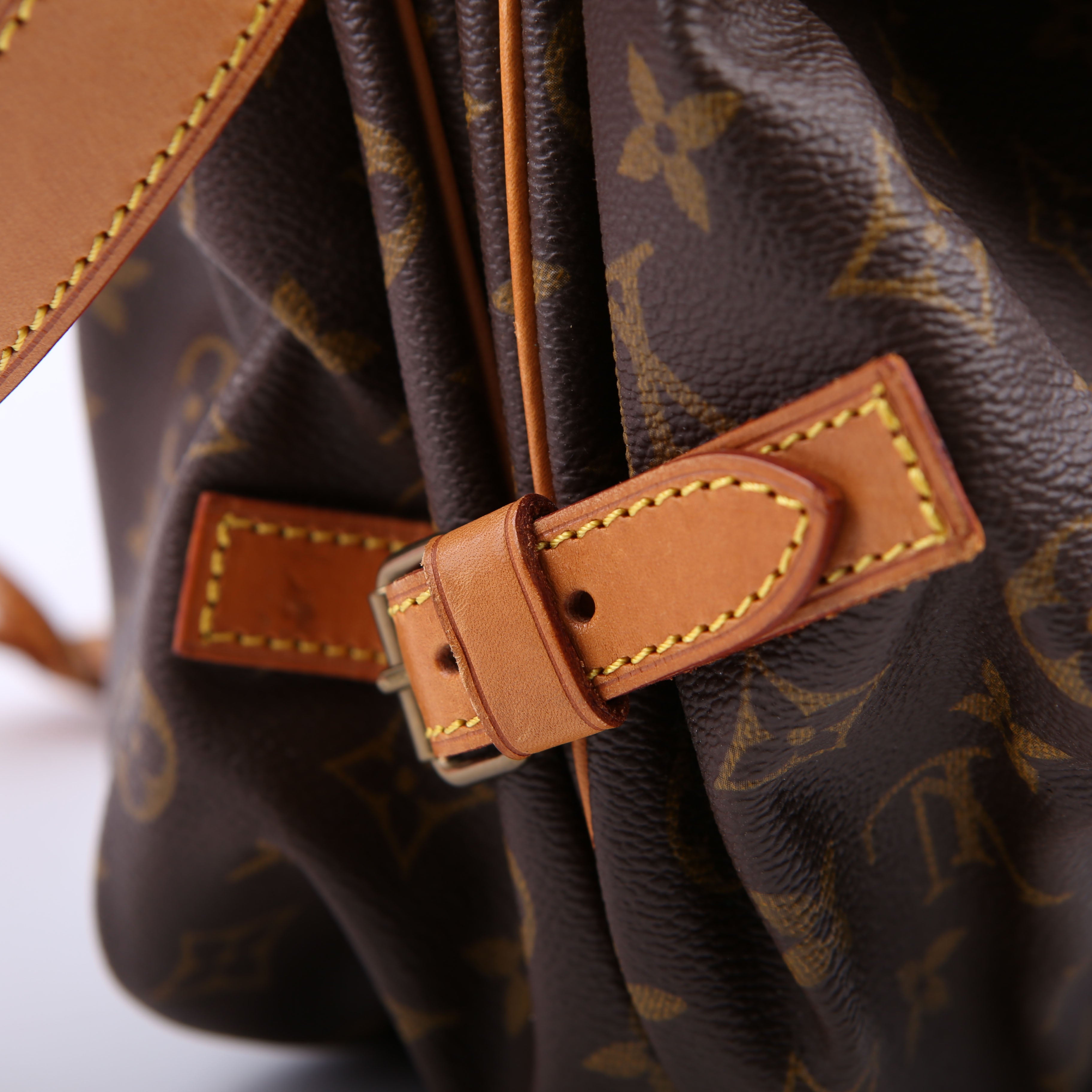 Saumur 35 Monogram