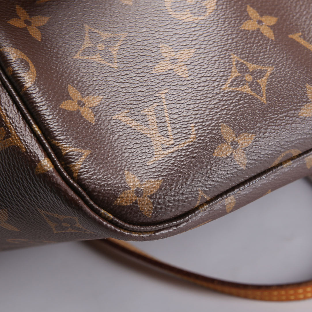 Neverfull MM Monogram Red