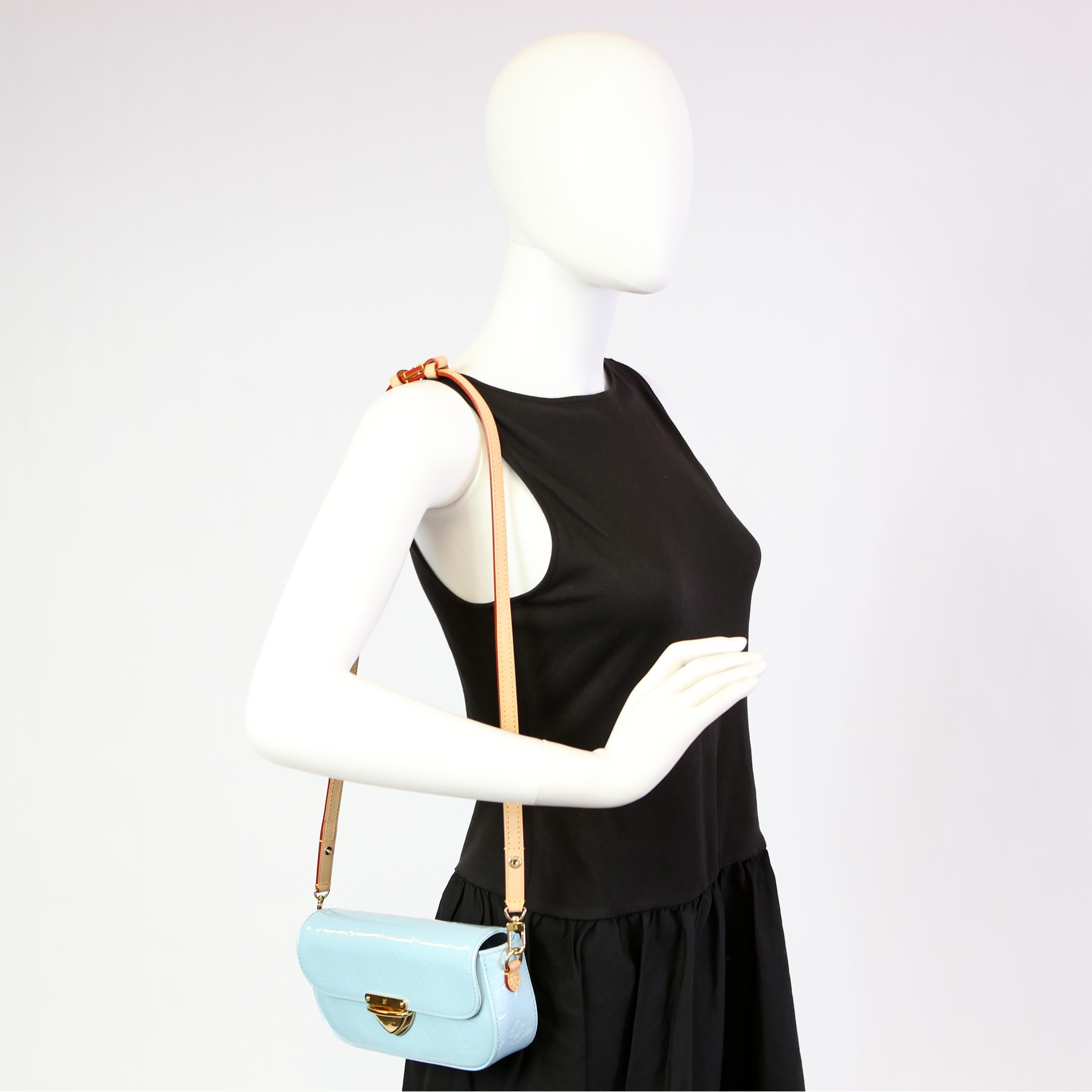 Malibu Pochette Vernis Blue