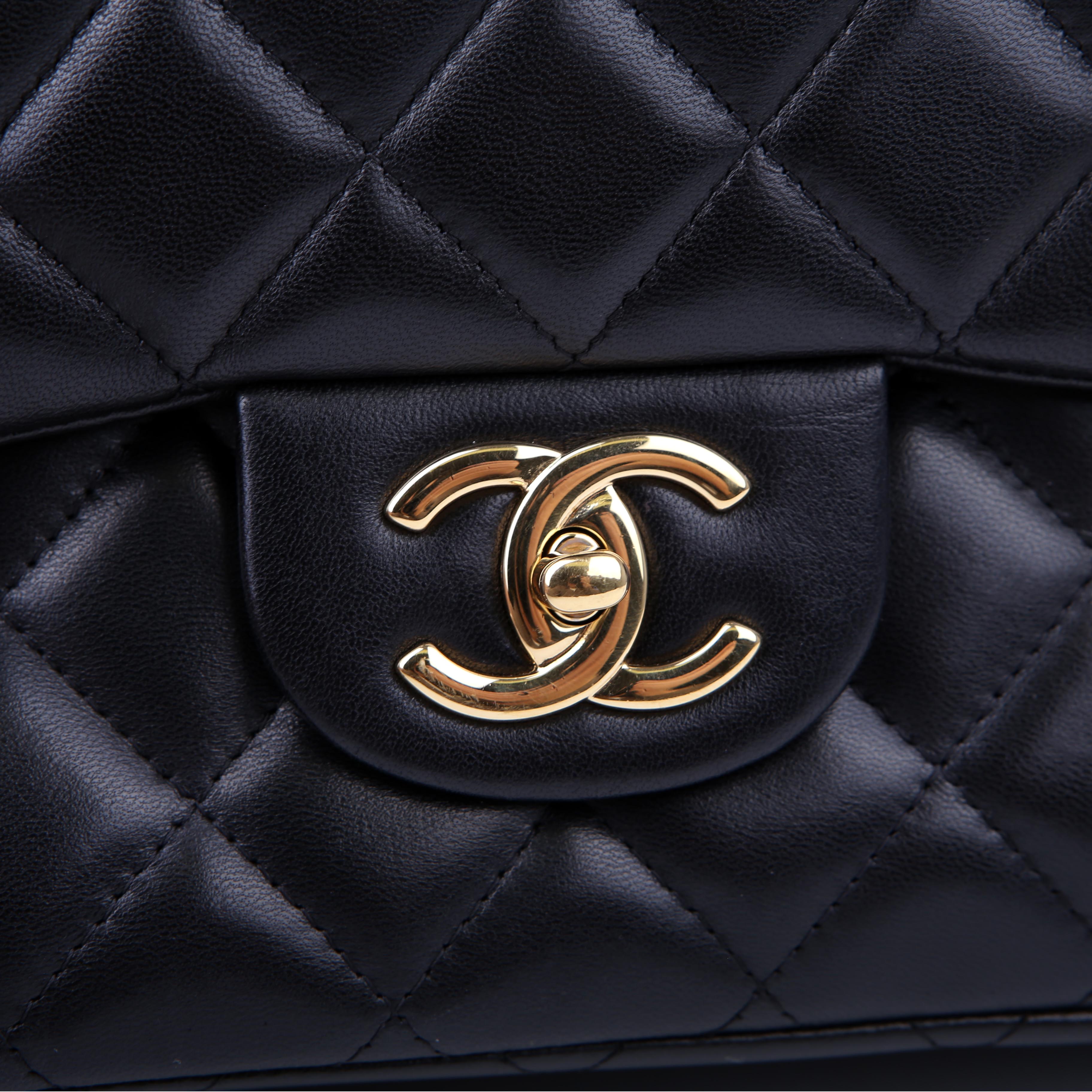 Classic Flap Maxi Lambskin 16M Black