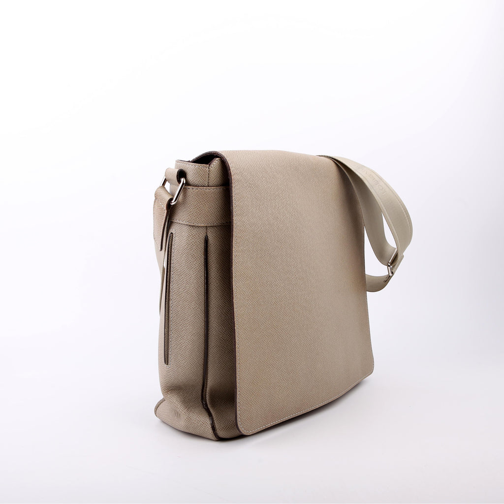 Milo Messenger Taiga Green