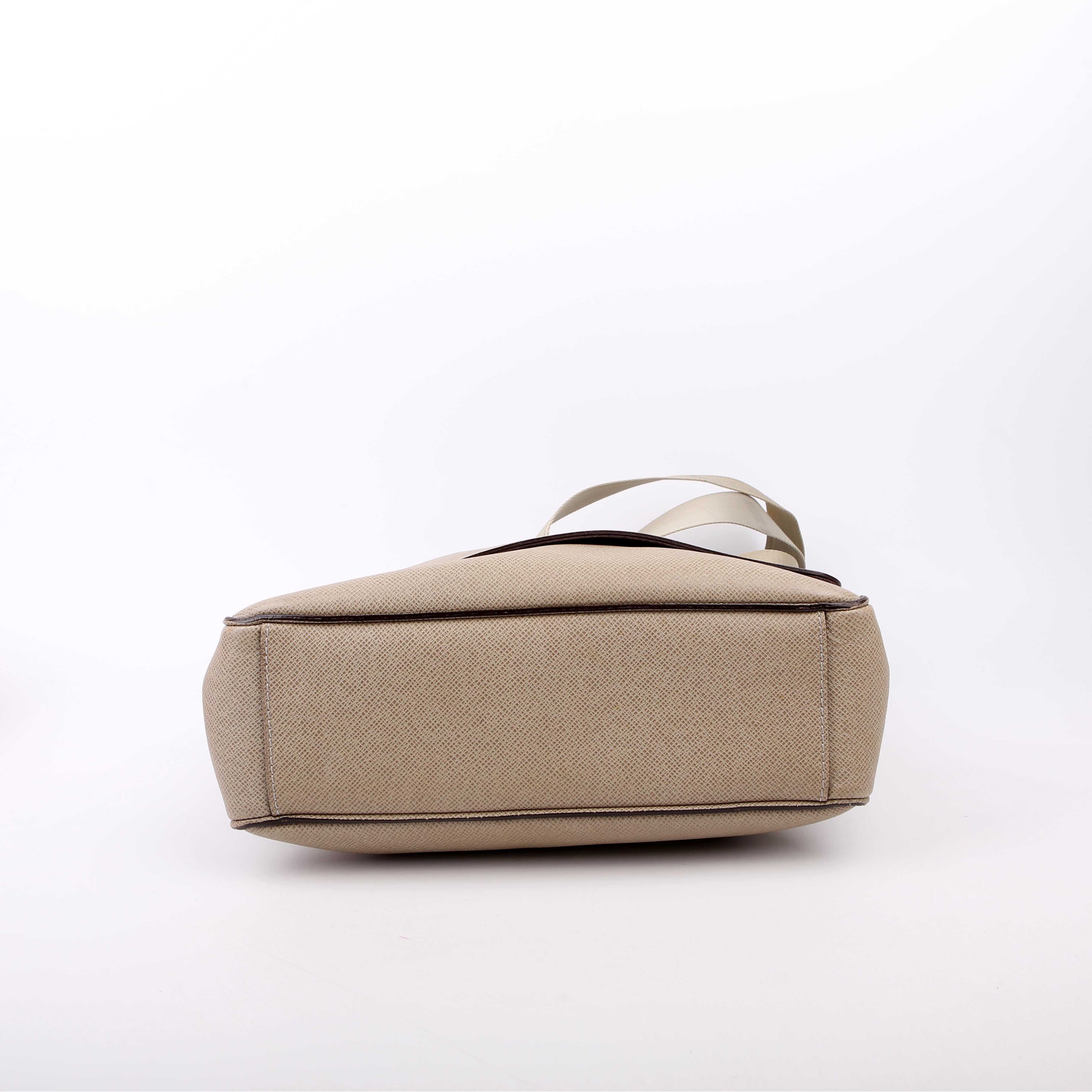 Milo Messenger Taiga Green