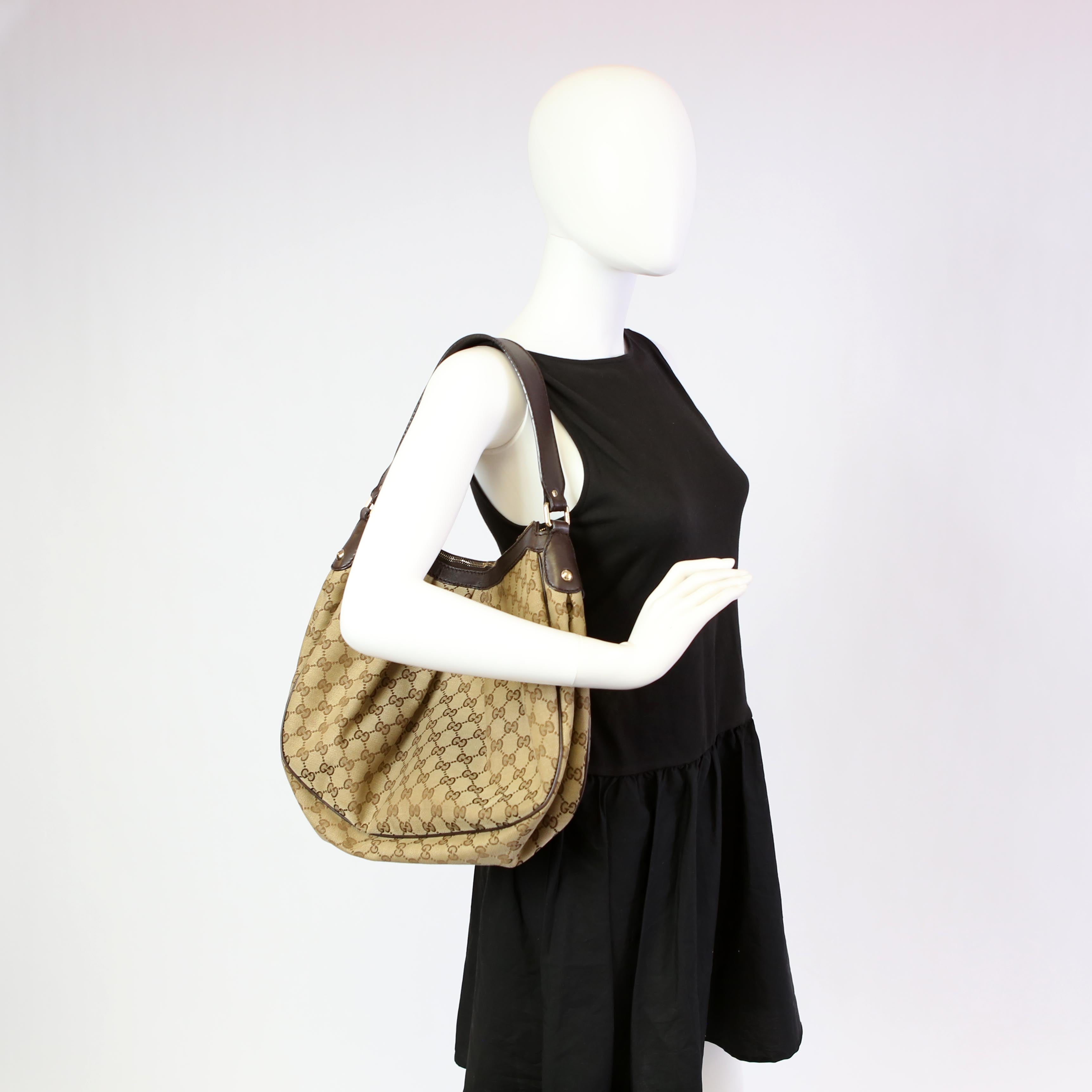 232955 Sukey Canvas Hobo Medium