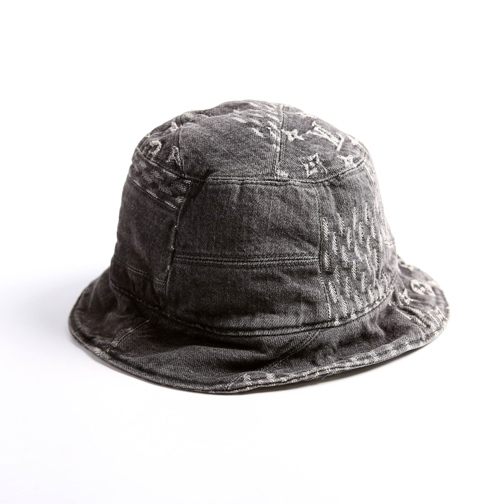 X Nigo Waves Bucket Monogram
