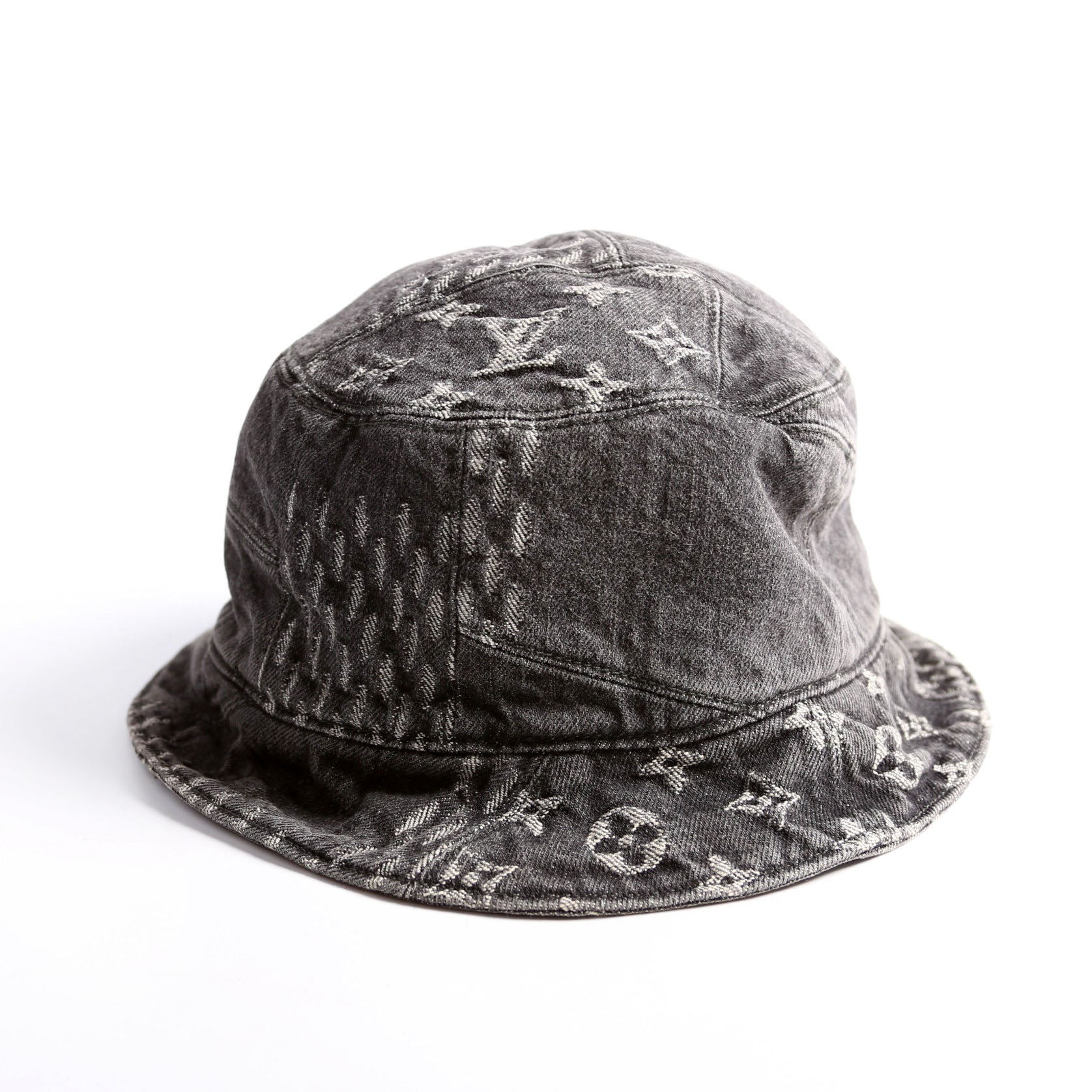 X Nigo Waves Bucket Monogram