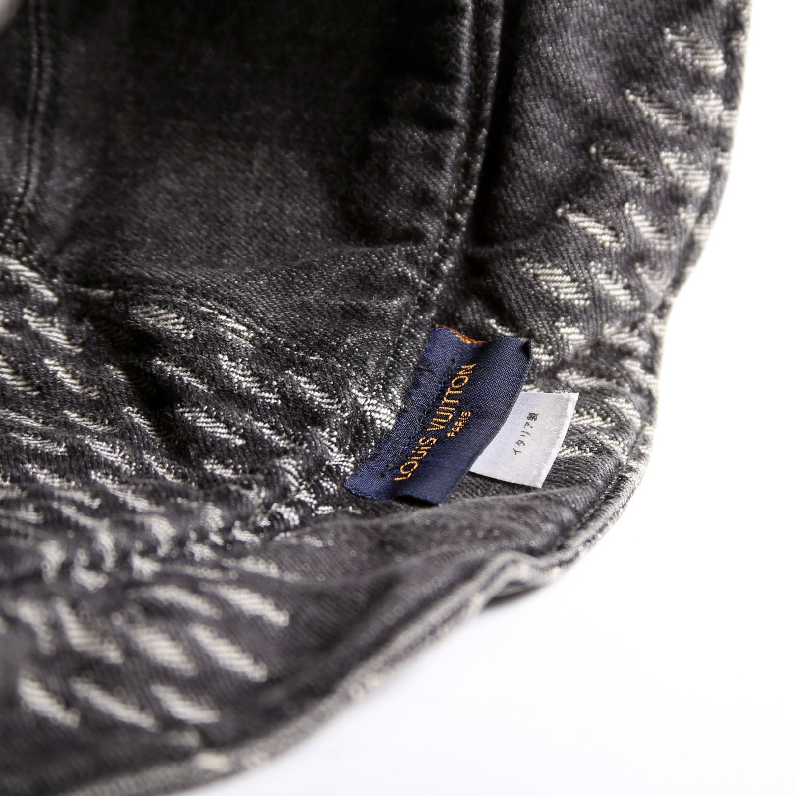 X Nigo Waves Bucket Monogram