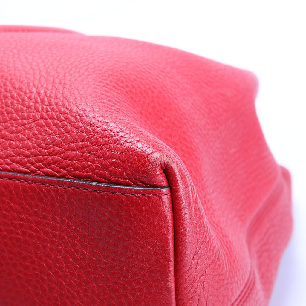 308982 Soho Leather Shoulder Medium Red